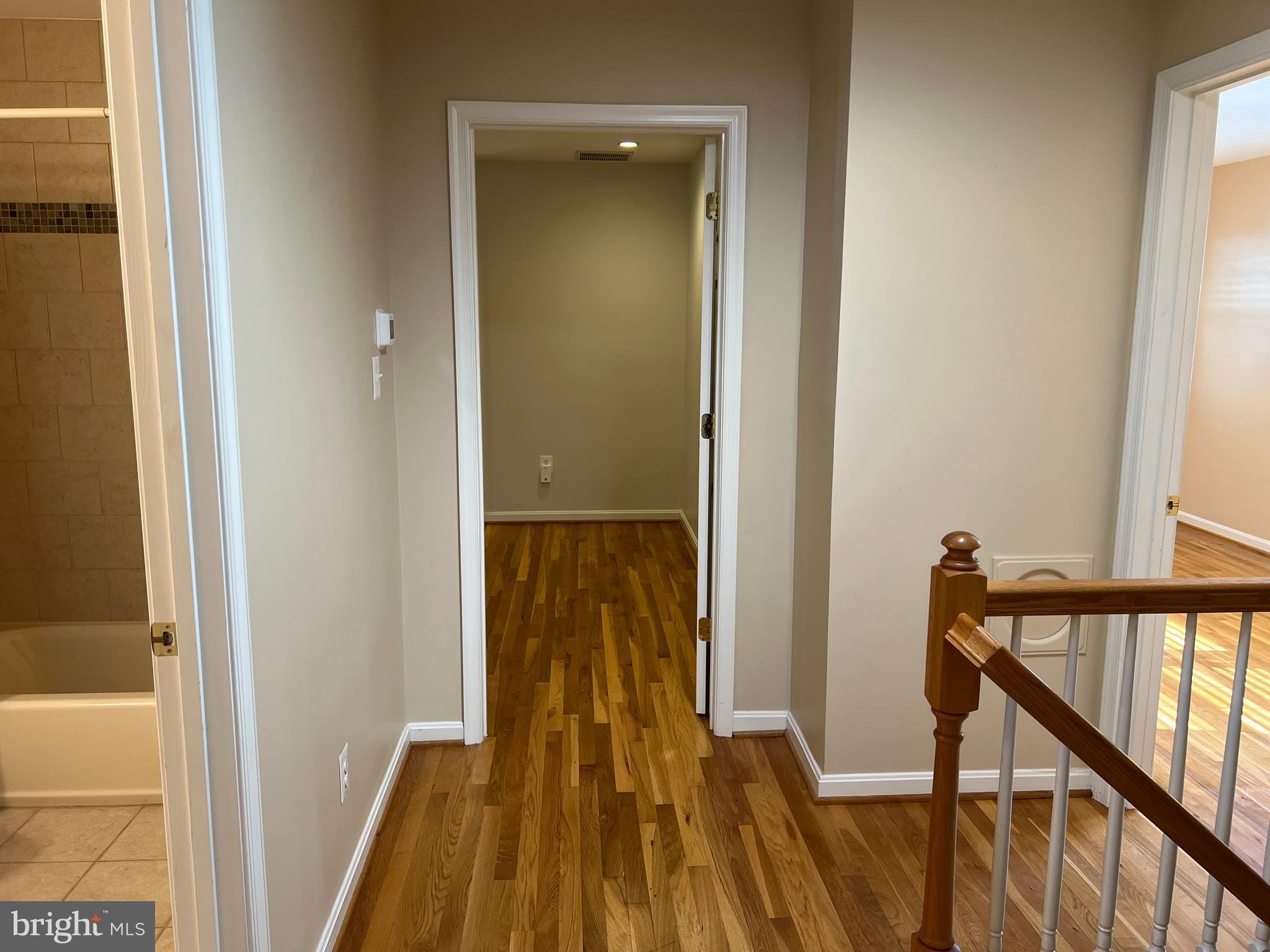 RED FOX FOREST - Residential Lease