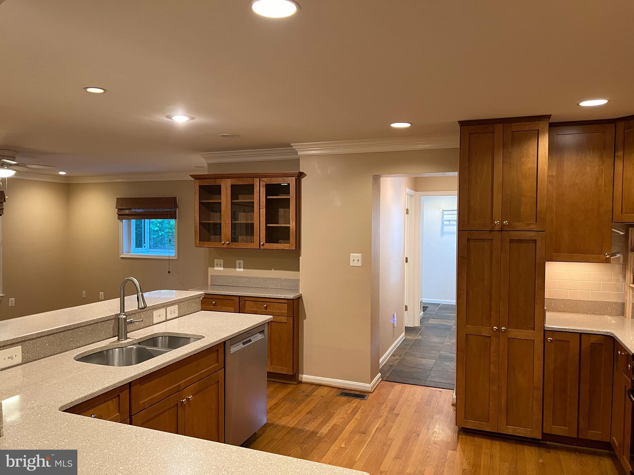 RED FOX FOREST - Residential Lease