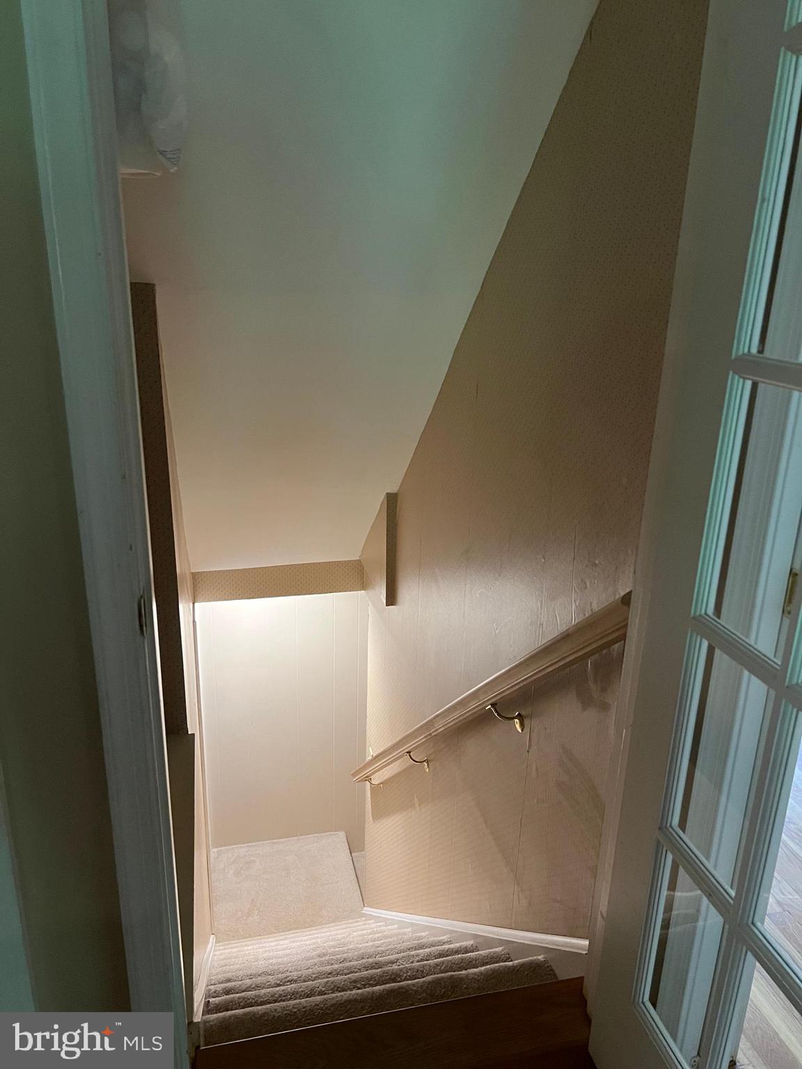 RED FOX FOREST - Residential Lease