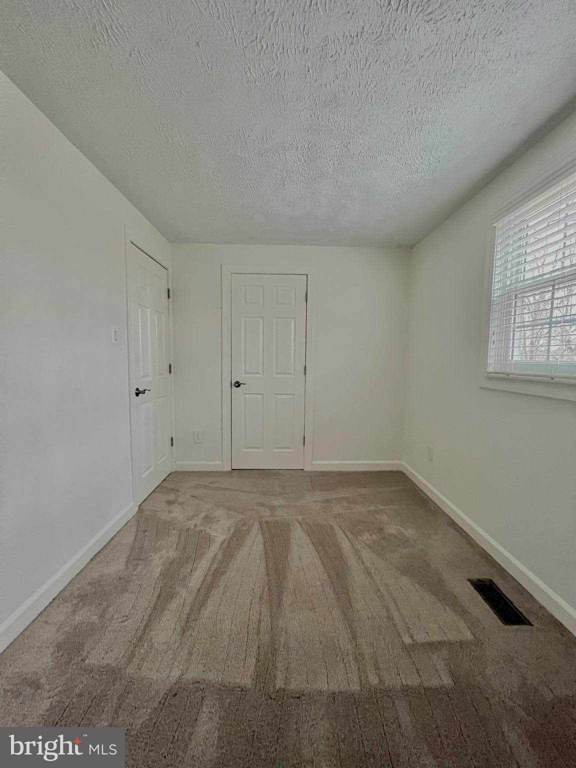 NEWPORT - Residential