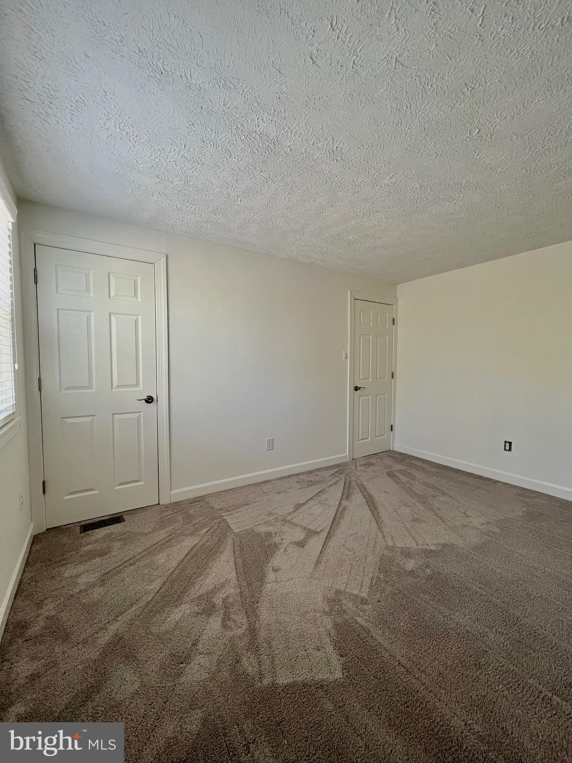 NEWPORT - Residential