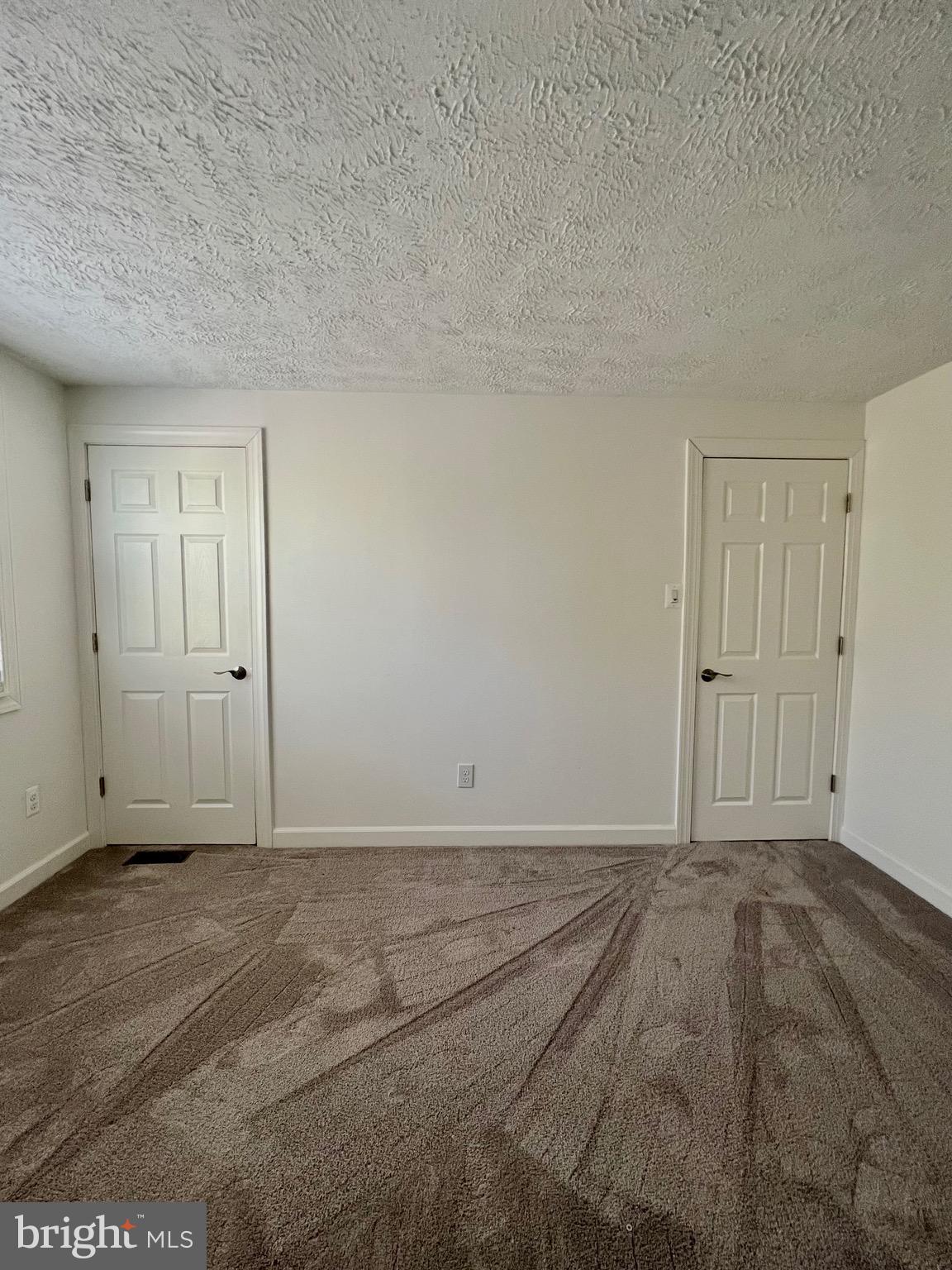 NEWPORT - Residential