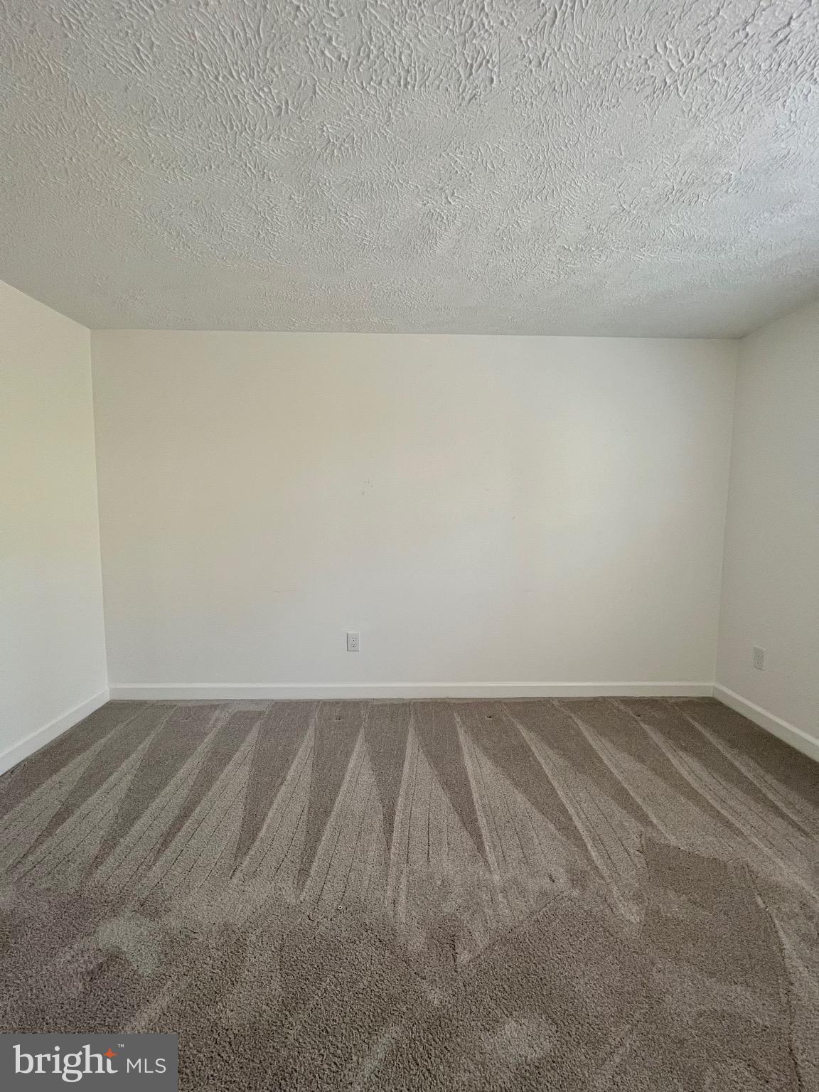 NEWPORT - Residential