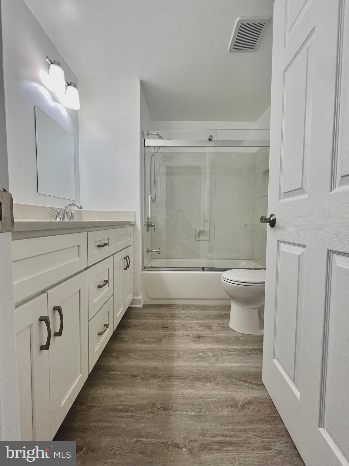 NEWPORT - Residential