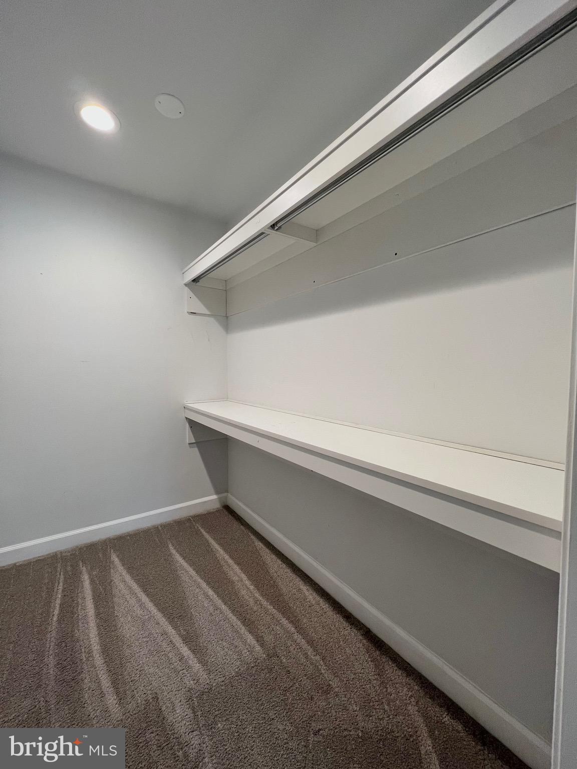 NEWPORT - Residential