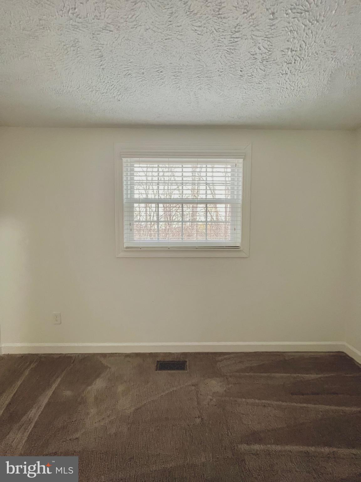 NEWPORT - Residential