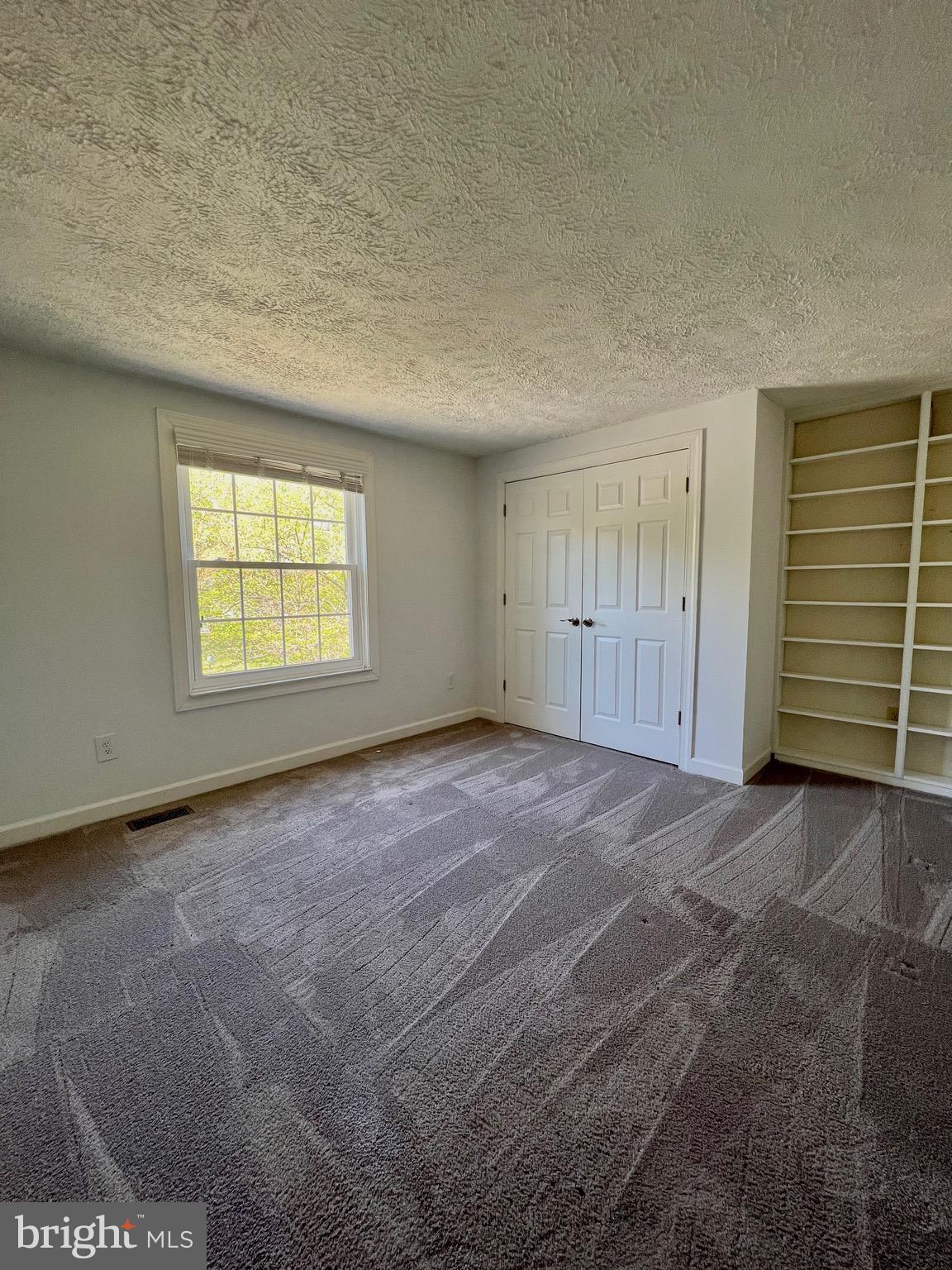 NEWPORT - Residential