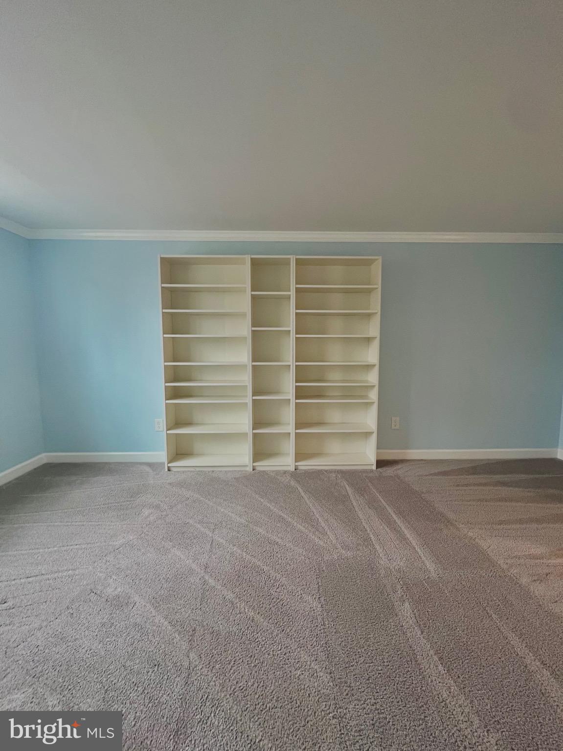 NEWPORT - Residential