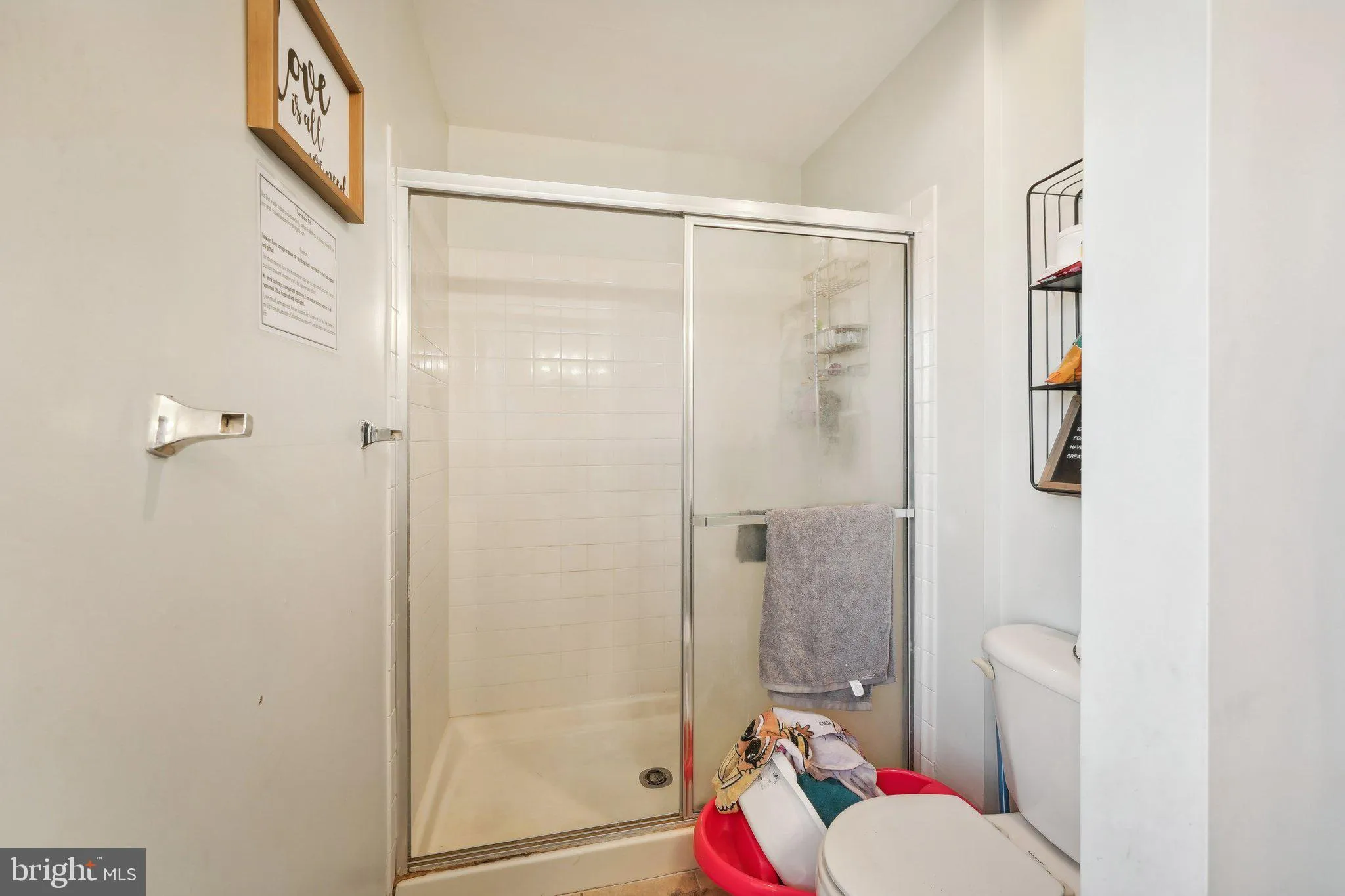 Wyncote, Pennsylvania 19095, United States, 3 Bedrooms Bedrooms, ,3 BathroomsBathrooms,Residential,Contingent,117877