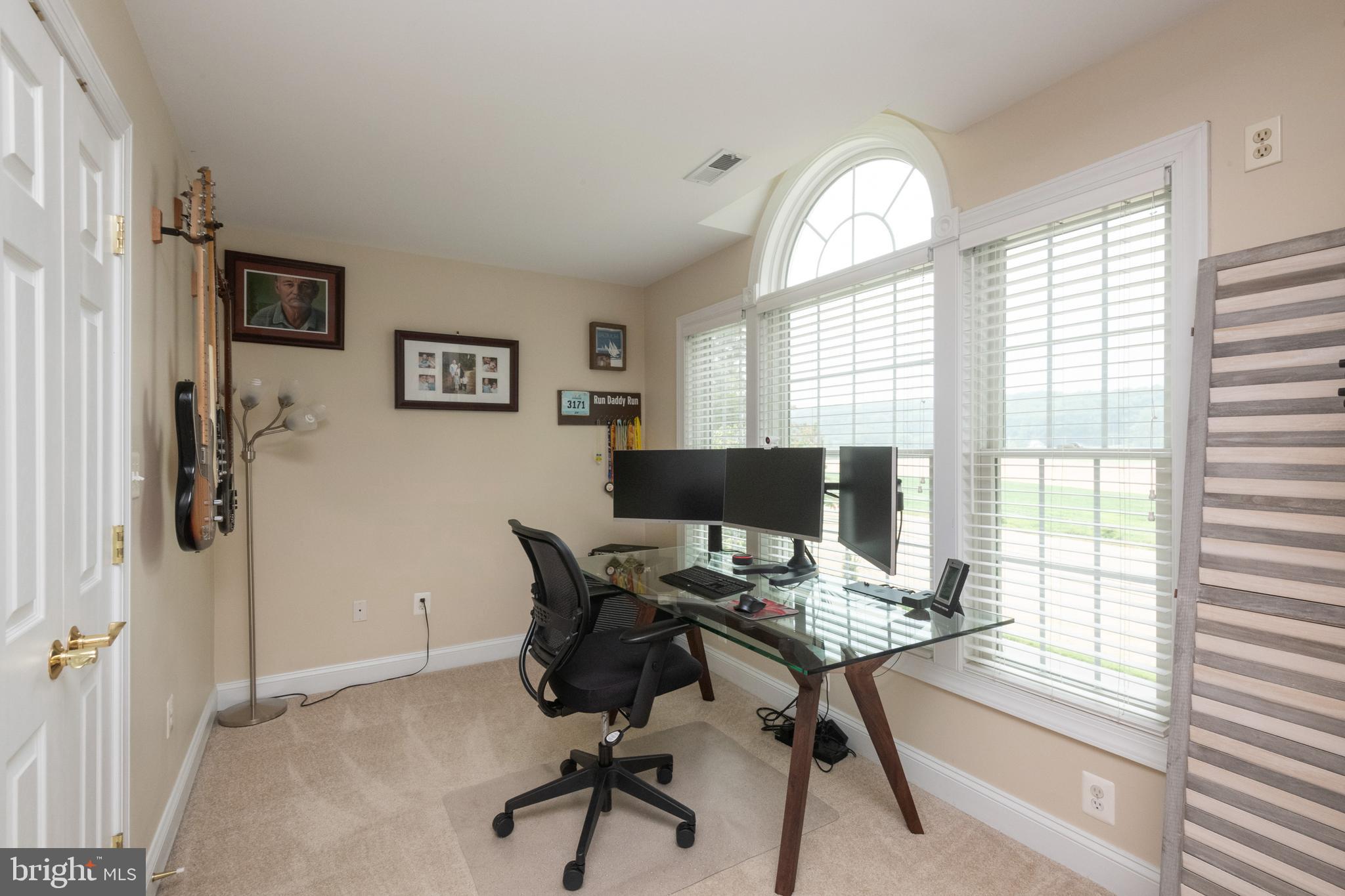 GLEN ARM - Residential