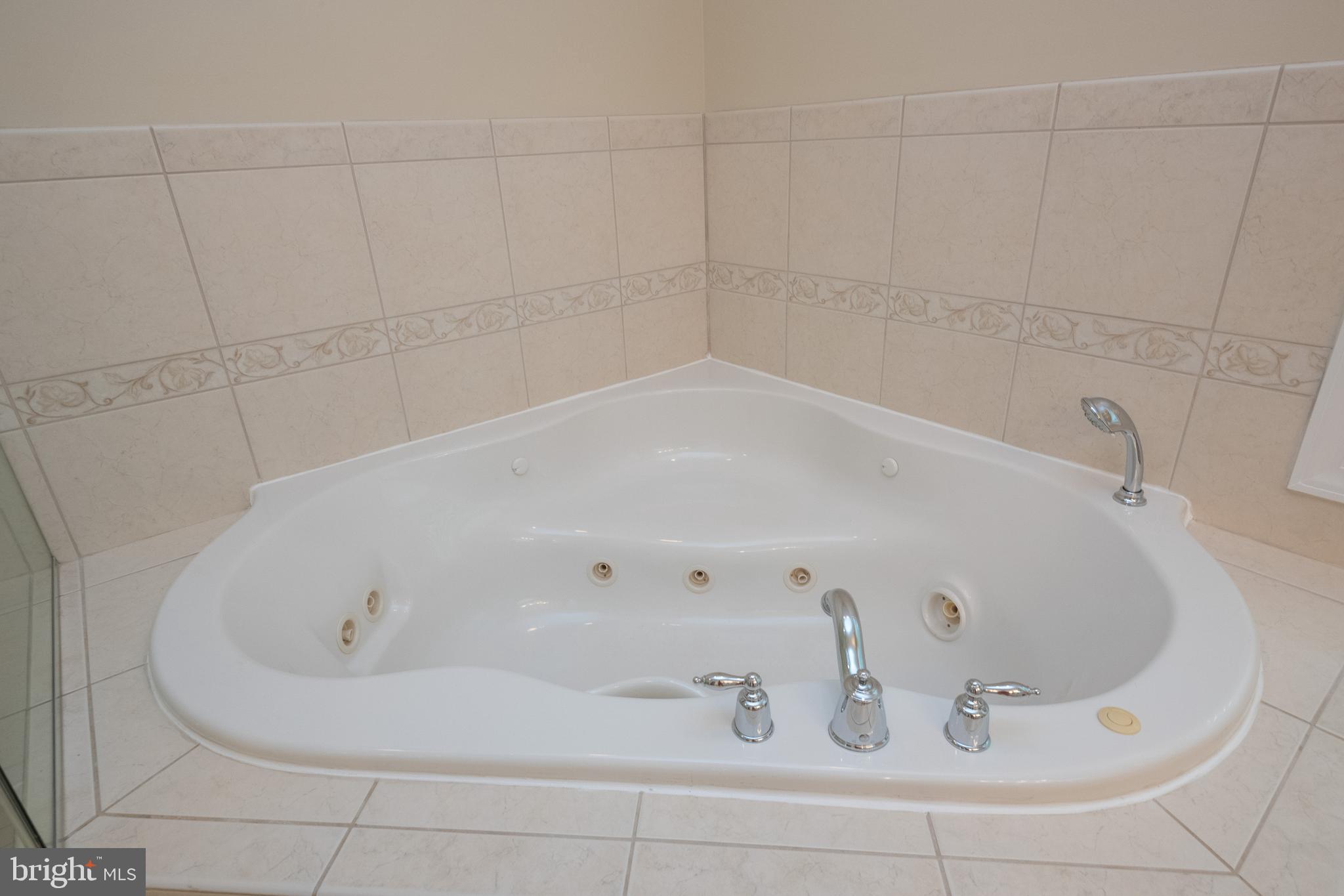 GLEN ARM - Residential