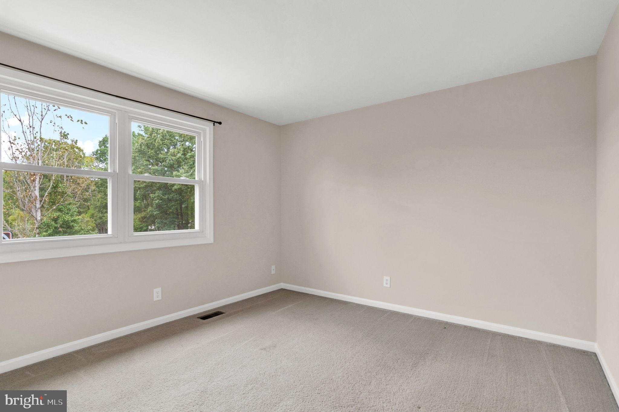 VISTA WOODS - Residential