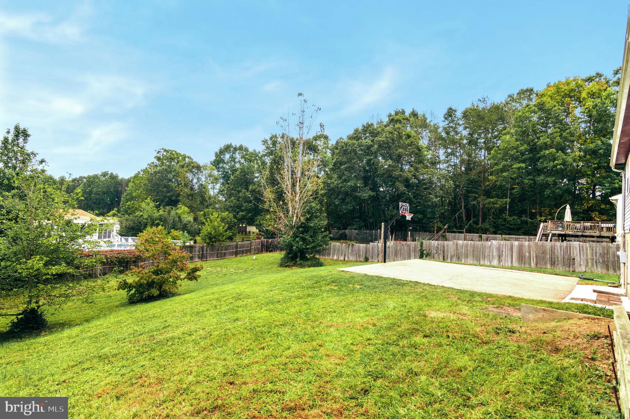 VISTA WOODS - Residential