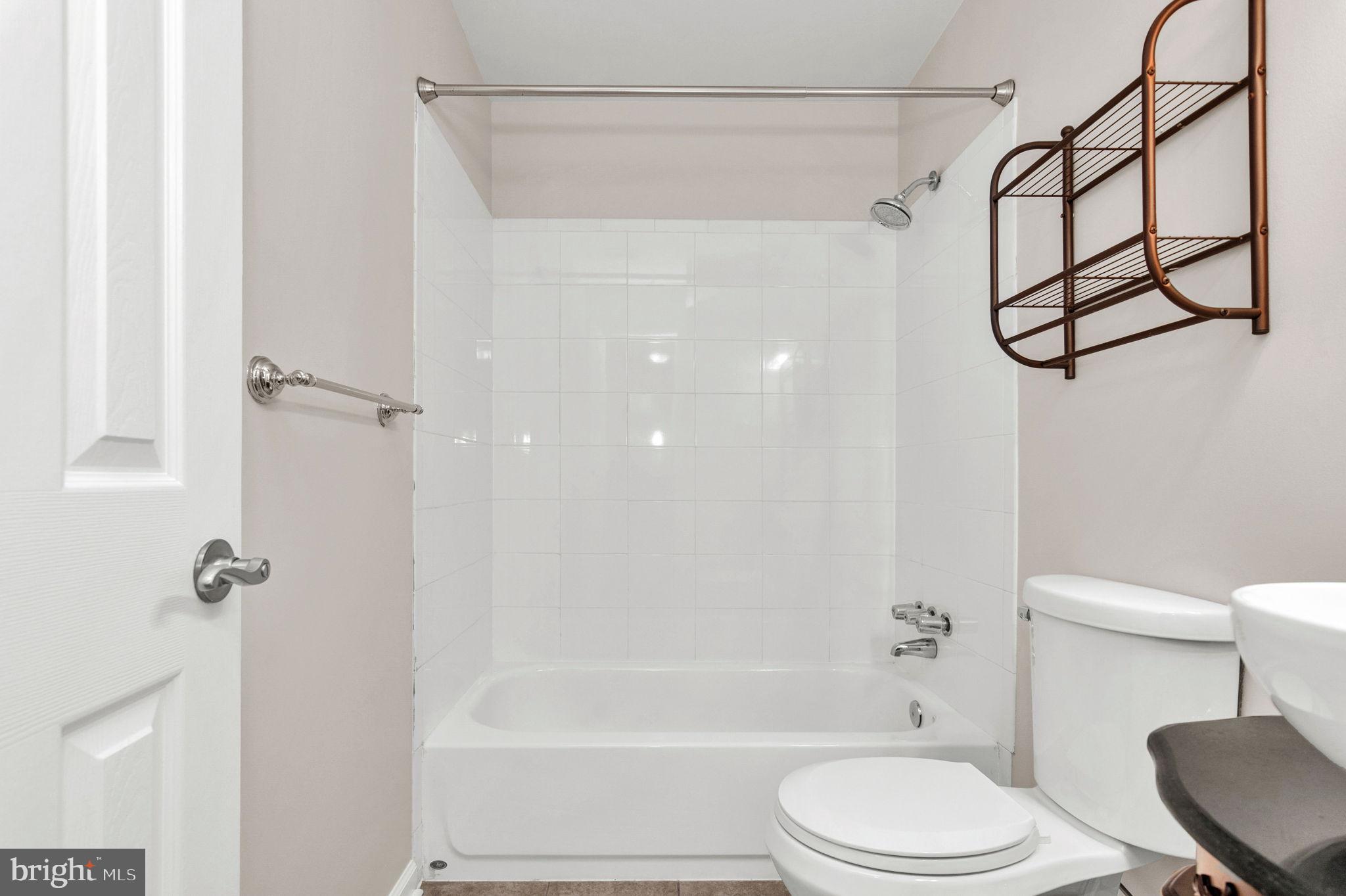 VISTA WOODS - Residential