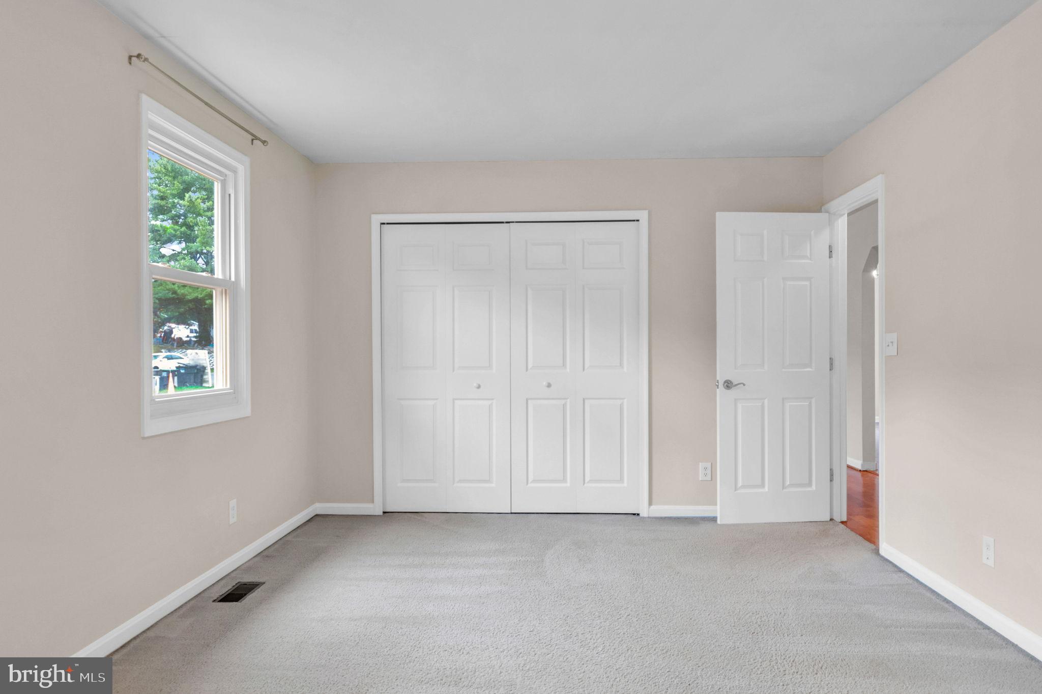 VISTA WOODS - Residential