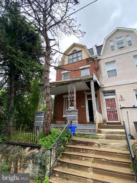 Townhouse For Sale - 5329 Wakefield Street<br/> PHILADELPHIA, PA 19144