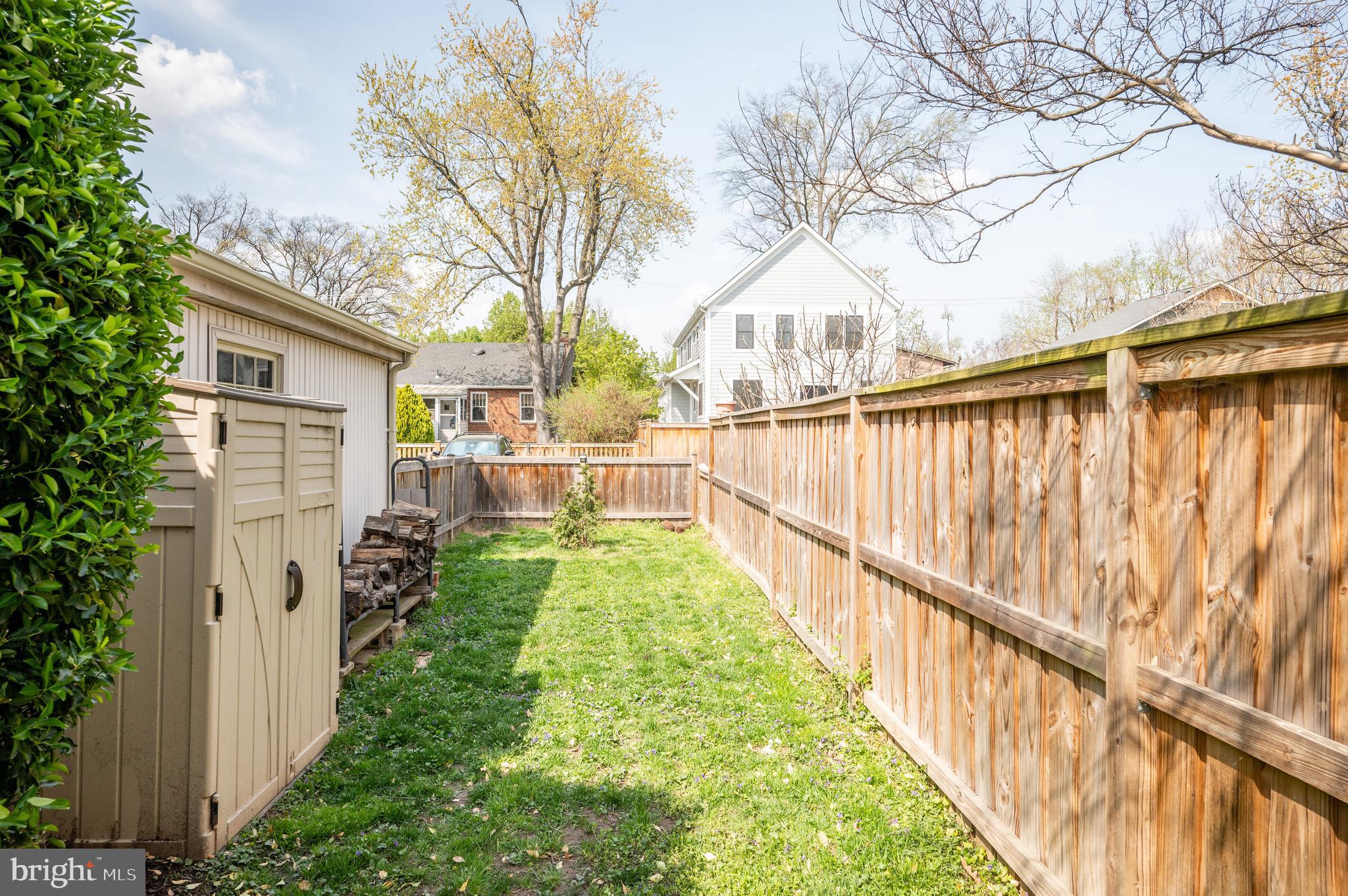 DEL RAY - Residential