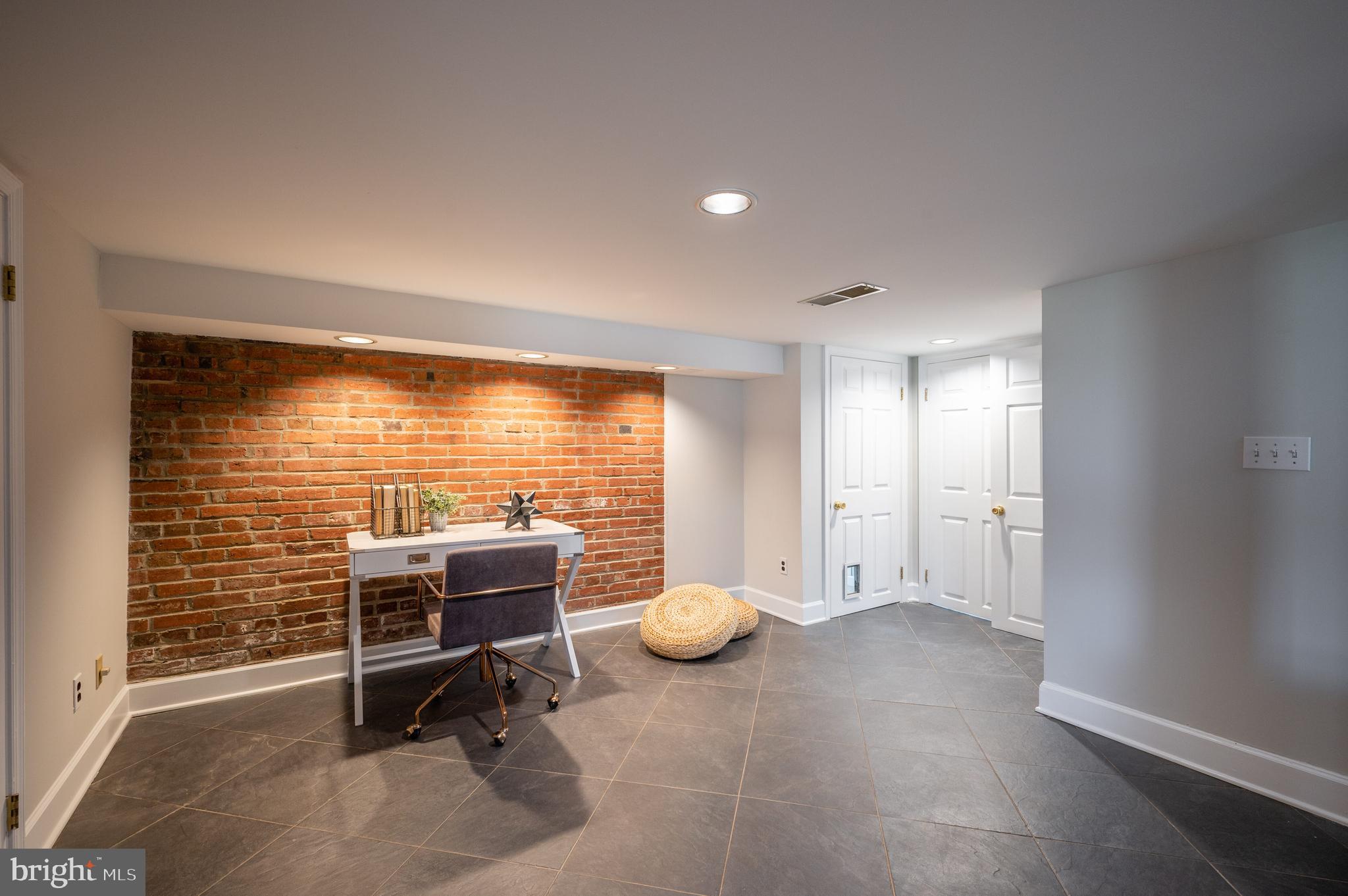 DEL RAY - Residential