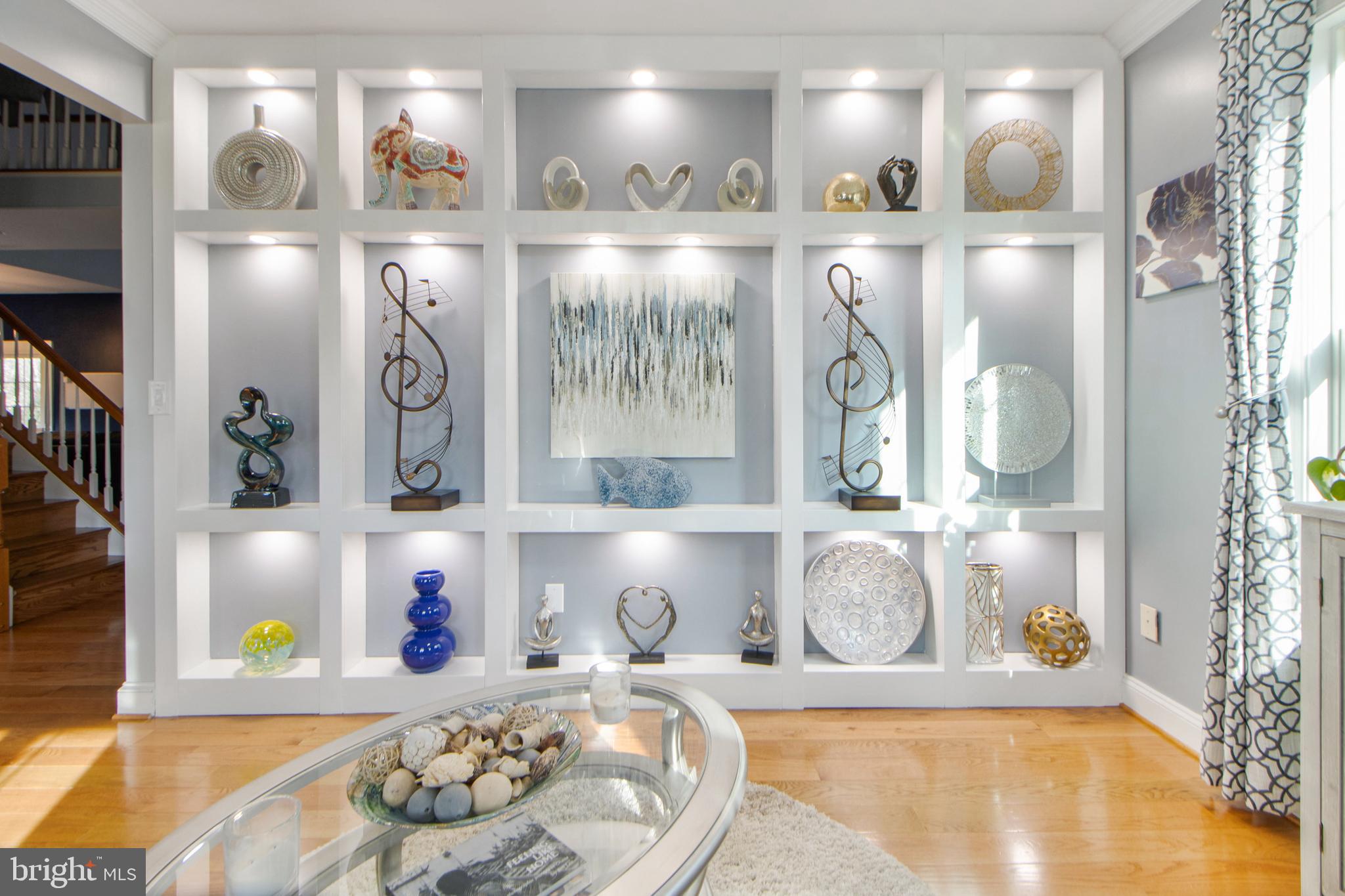 ISLAND CREEK WOODS - Residential