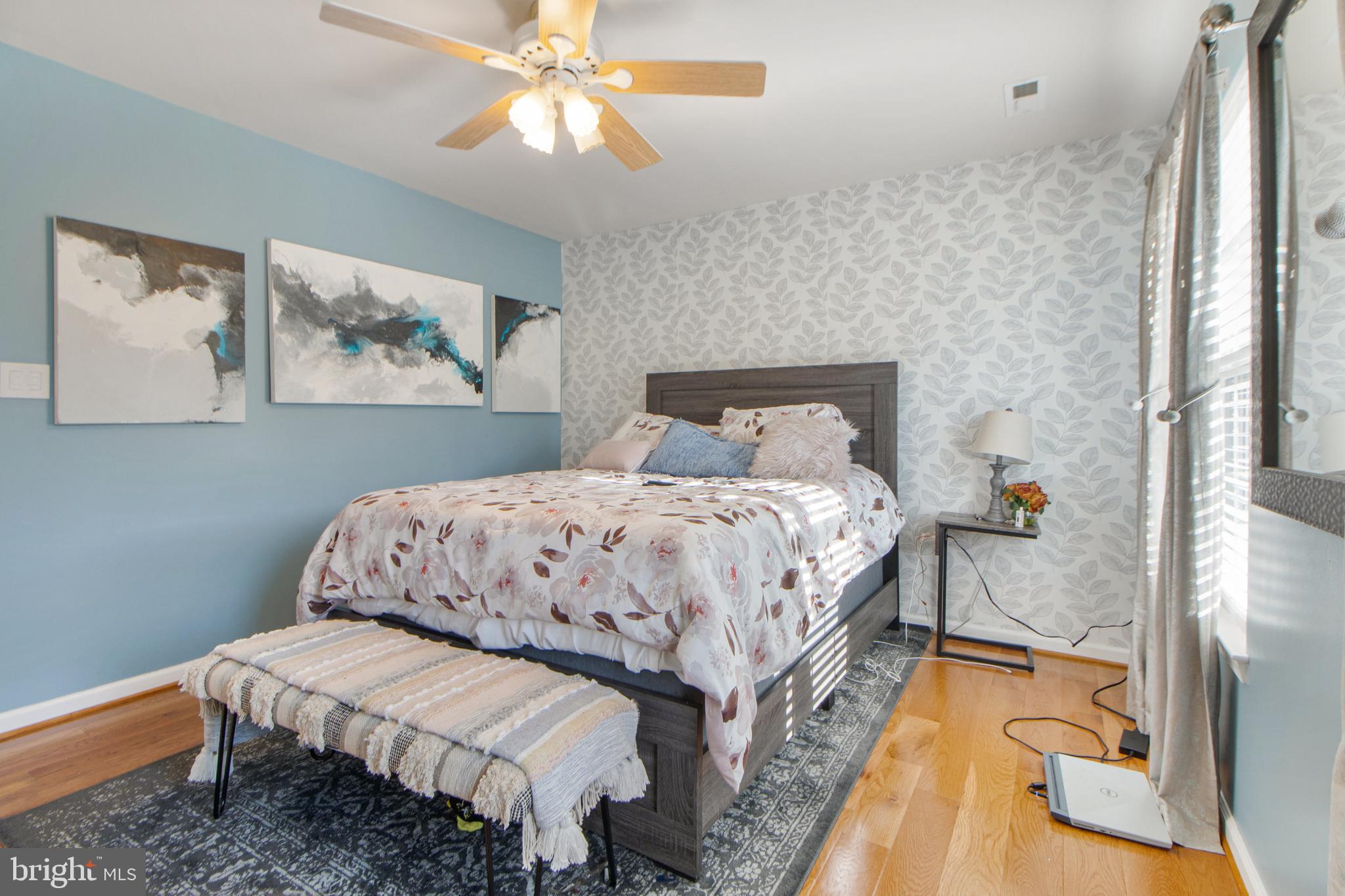 ISLAND CREEK WOODS - Residential