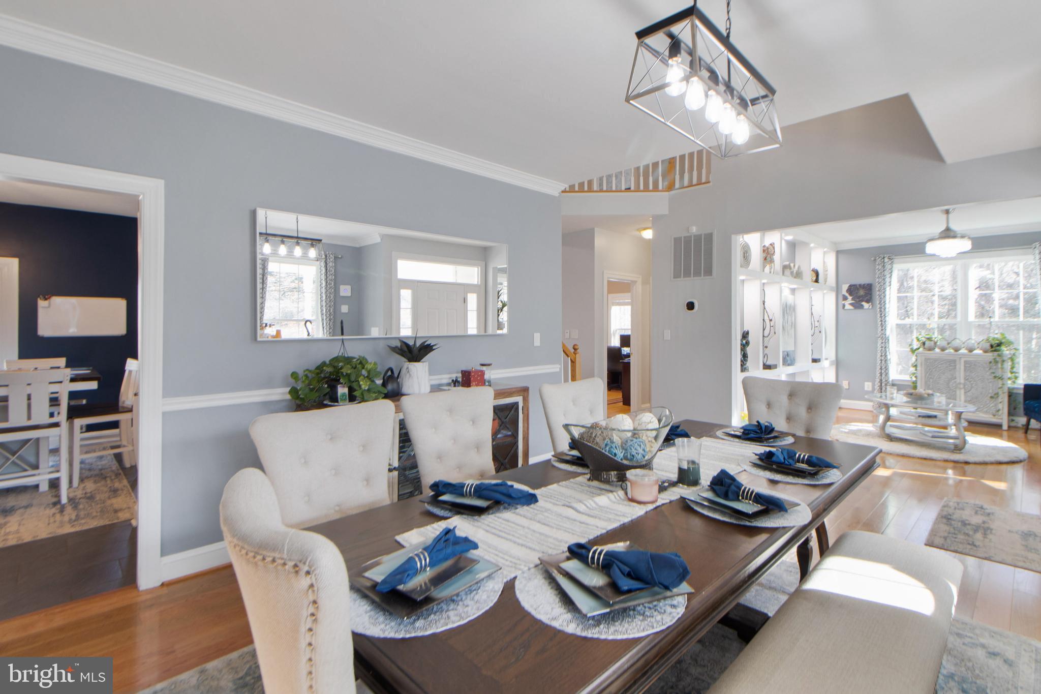 ISLAND CREEK WOODS - Residential