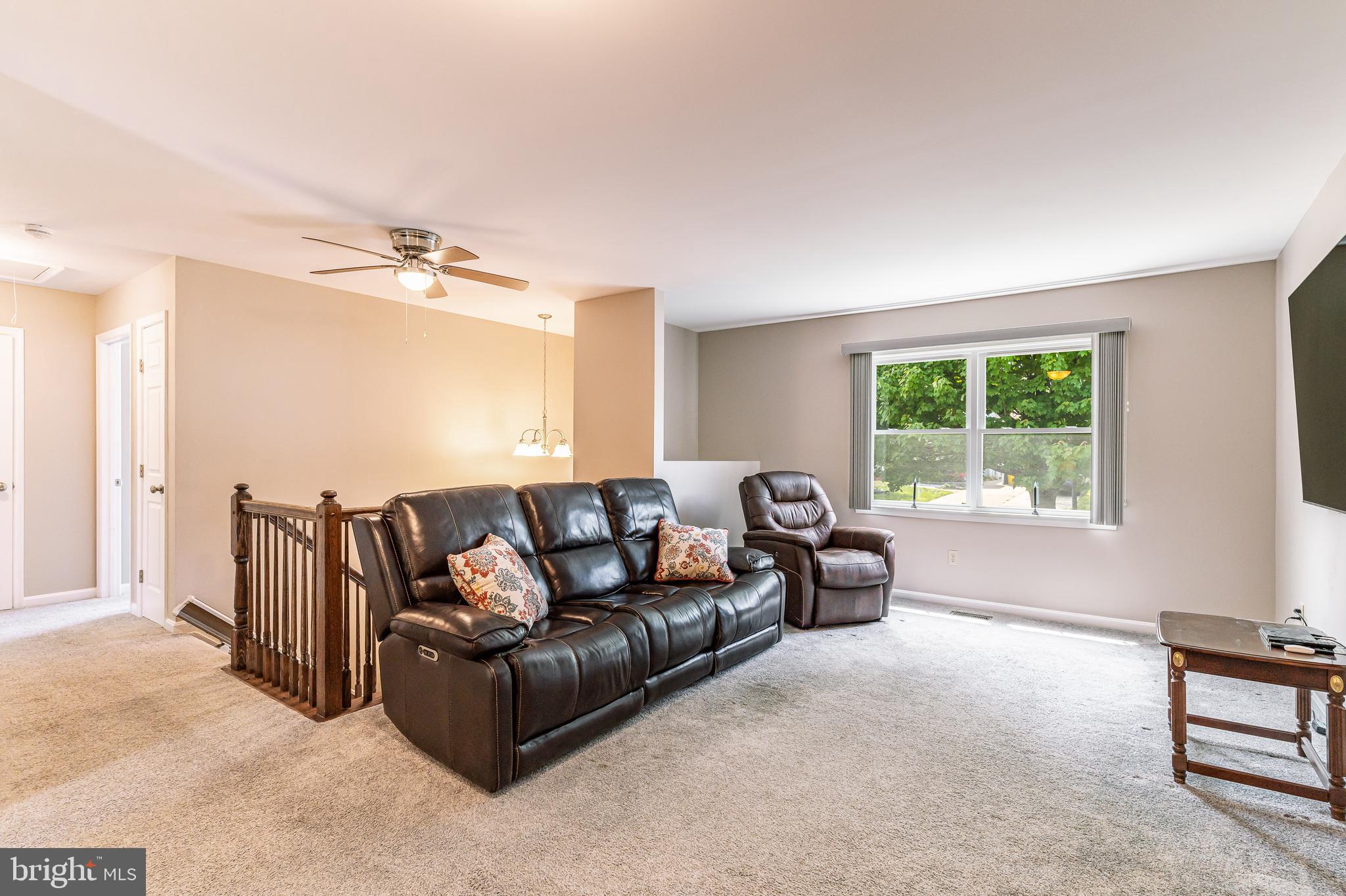 7103 AVESBURY LANE
