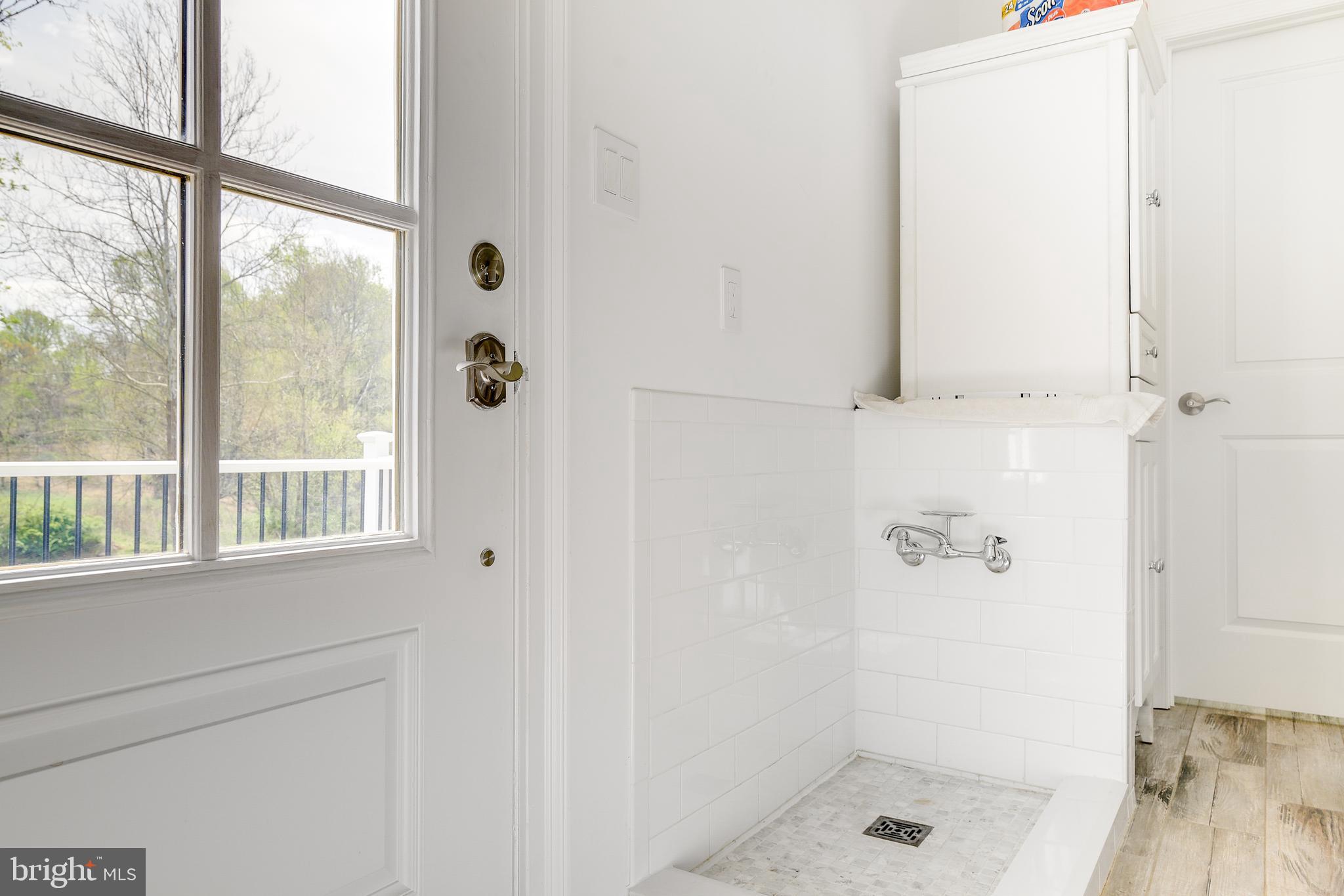 DOGWOOD - Residential