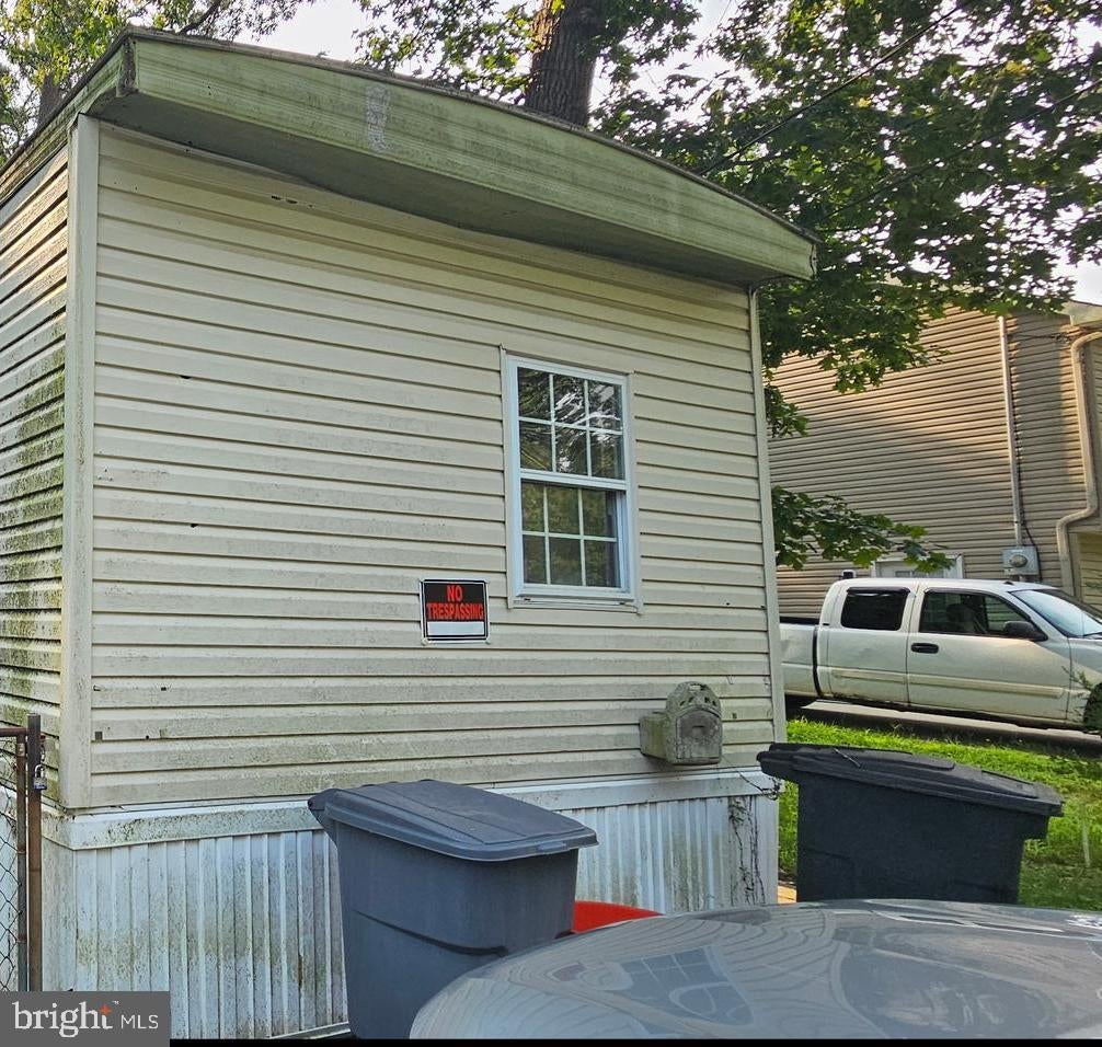 218 FOAM ROAD