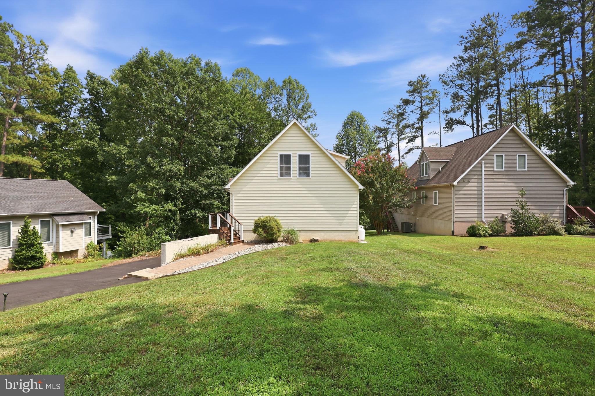 3359 FISHERMAN WAY