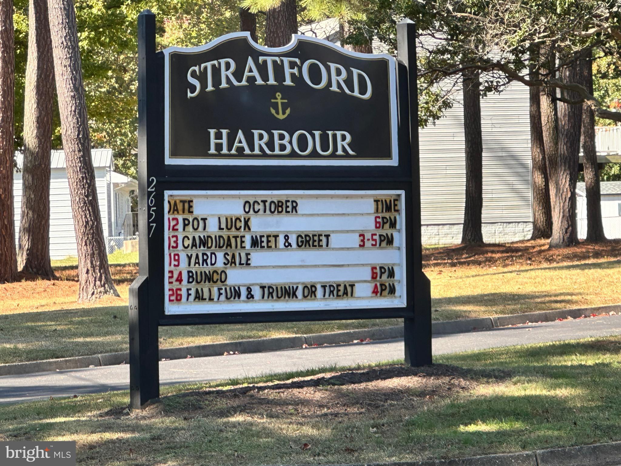 KINGS GRANT BLUFFS - Land