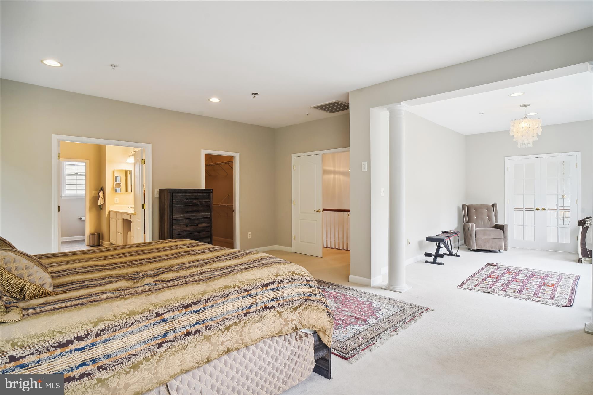 HIDDEN CREEK - Residential