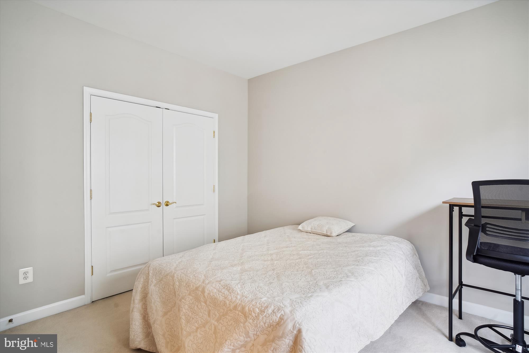 HIDDEN CREEK - Residential