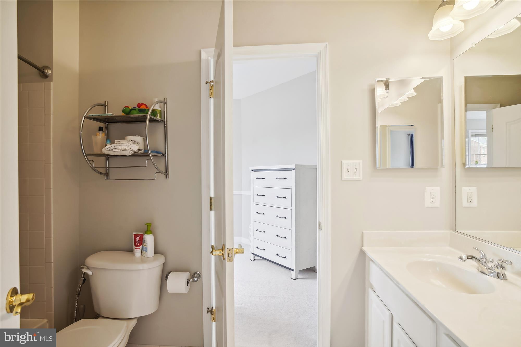 HIDDEN CREEK - Residential