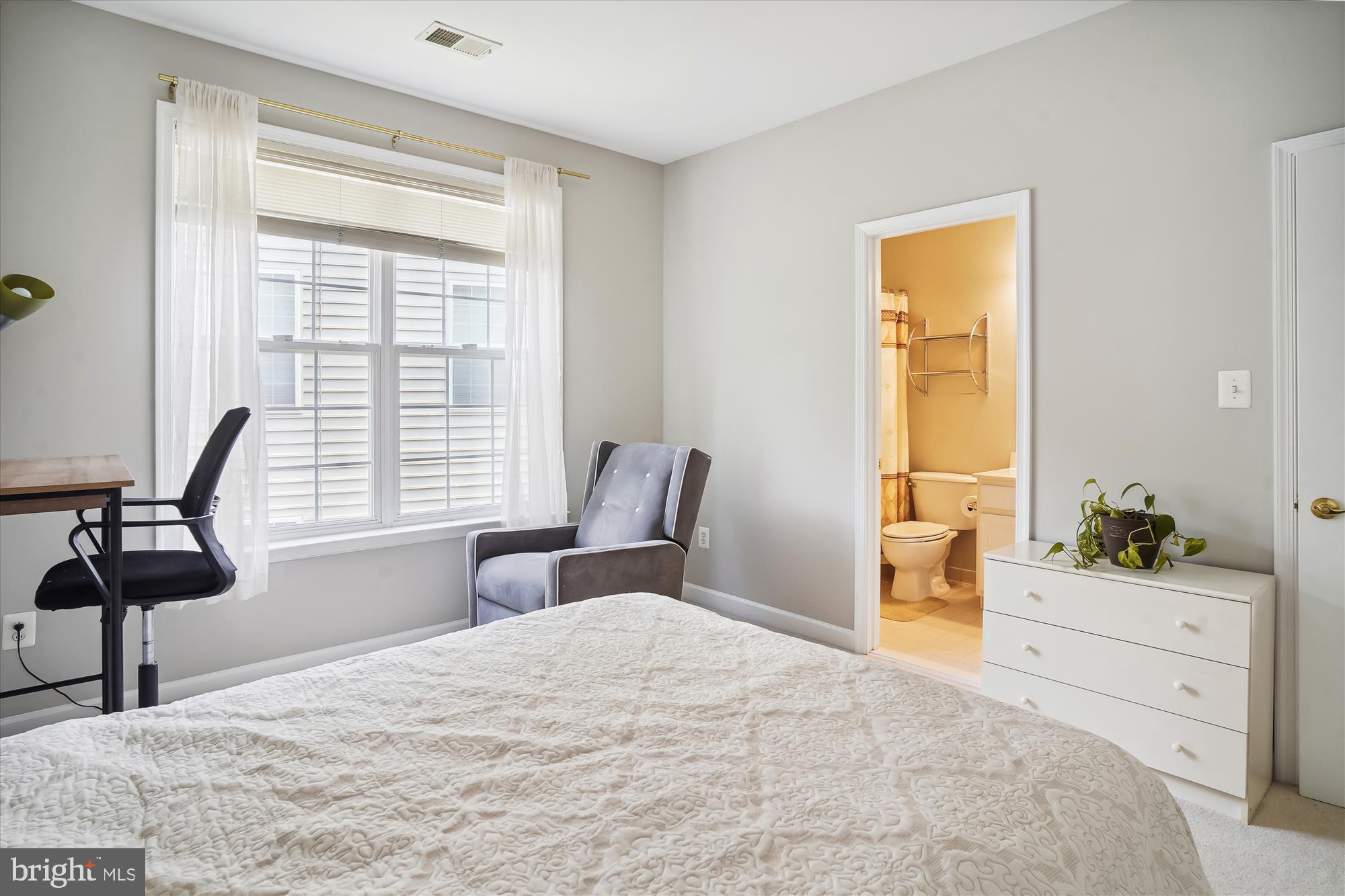 HIDDEN CREEK - Residential