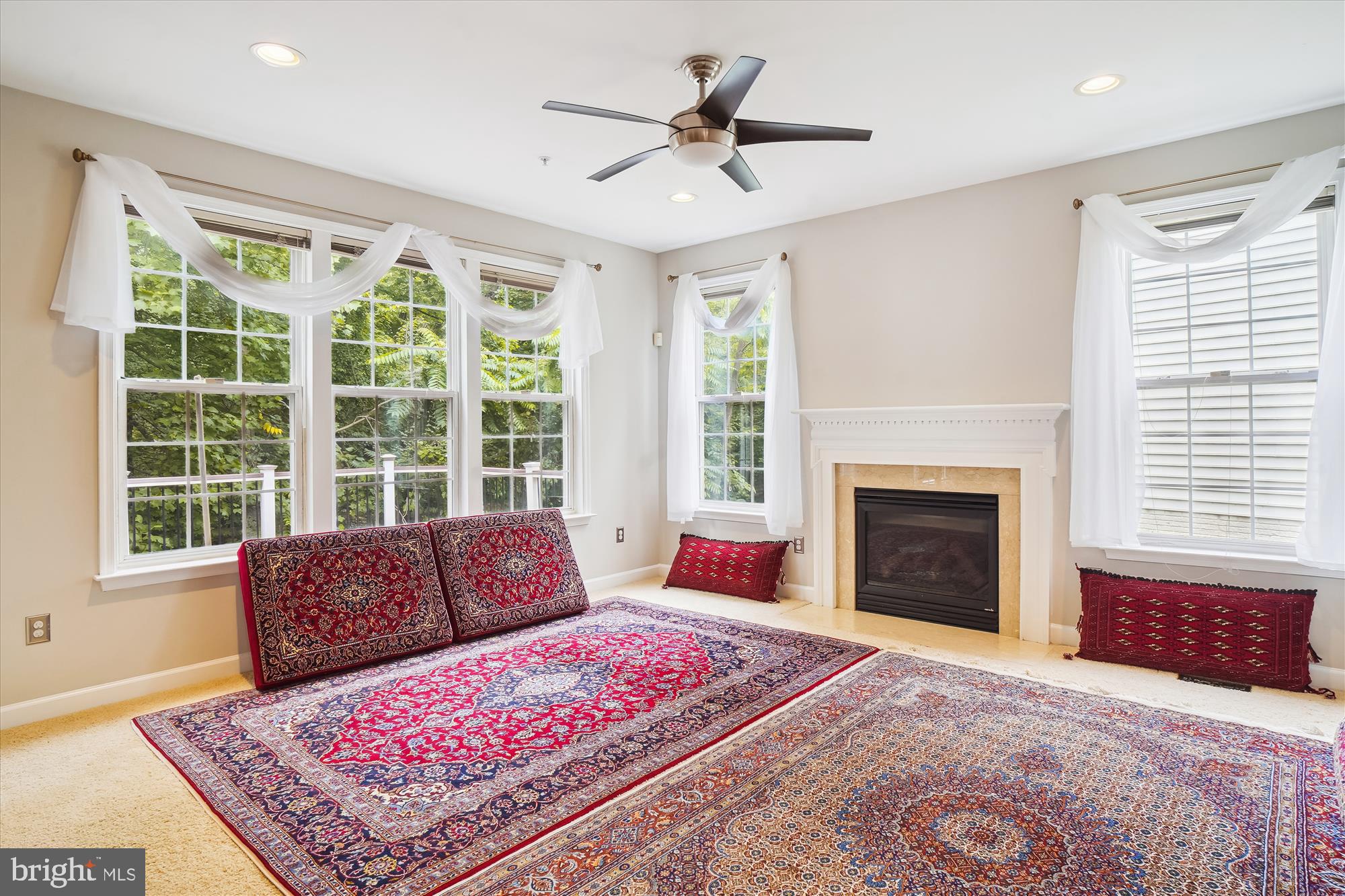 HIDDEN CREEK - Residential