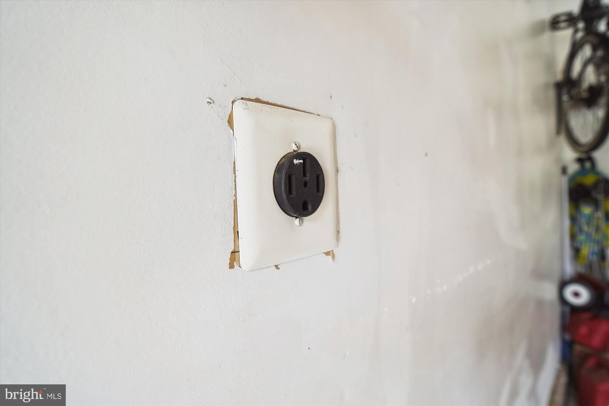 HIDDEN CREEK - Residential