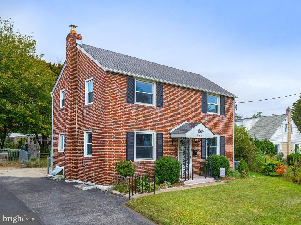 Photo of 504 N Manoa Road, HAVERTOWN, PA 19083 (MLS # PADE2102272)