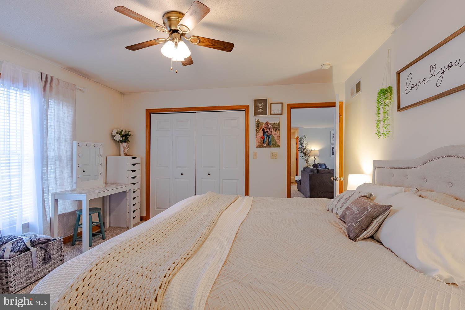 HAMPTON HILLS - Residential