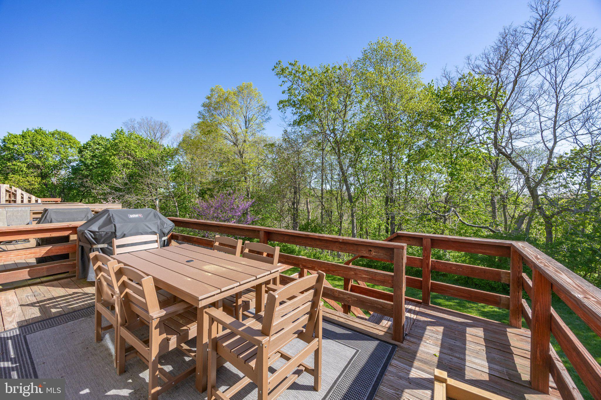 MAPLE HILL - Residential