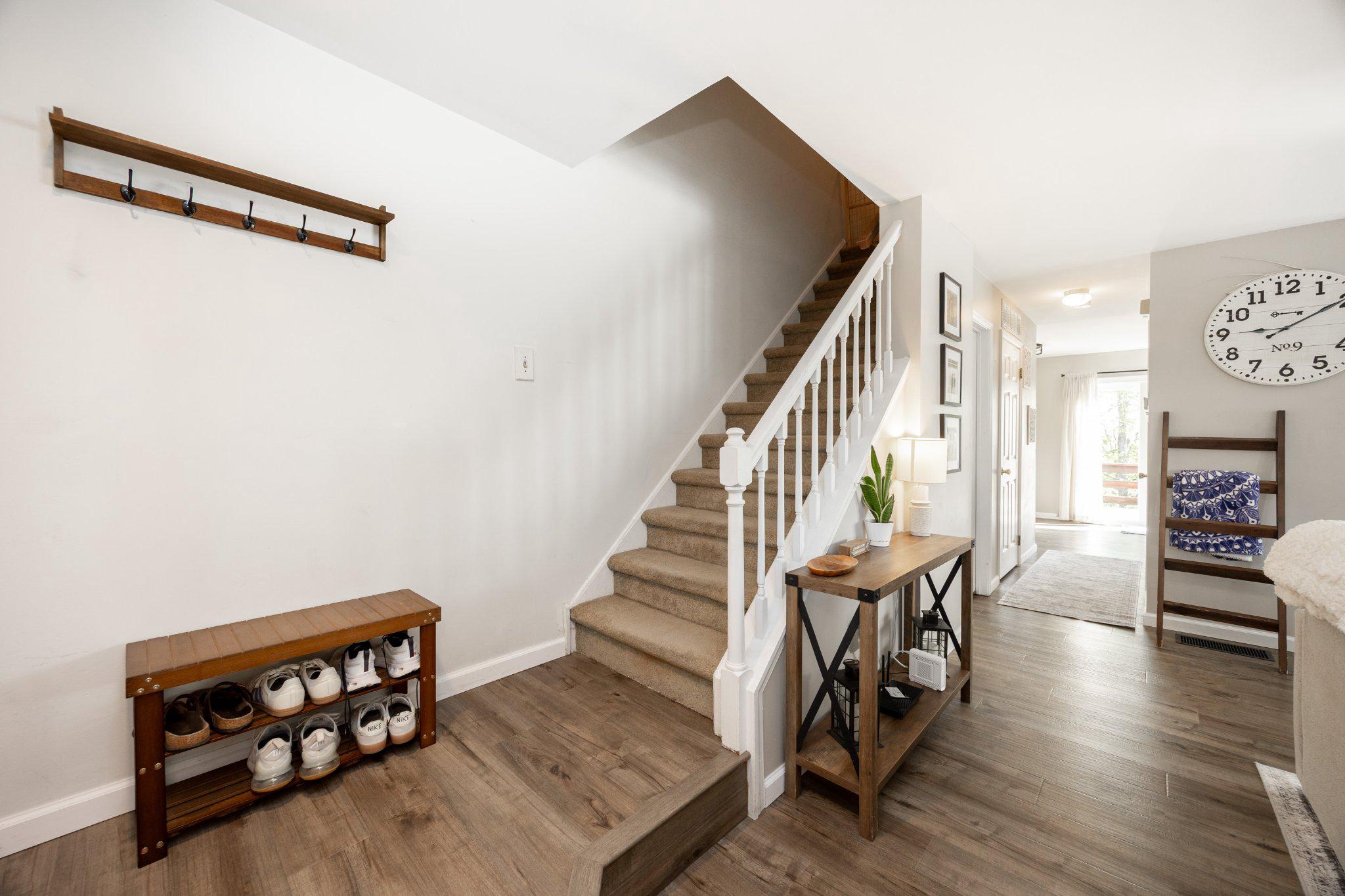 MAPLE HILL - Residential