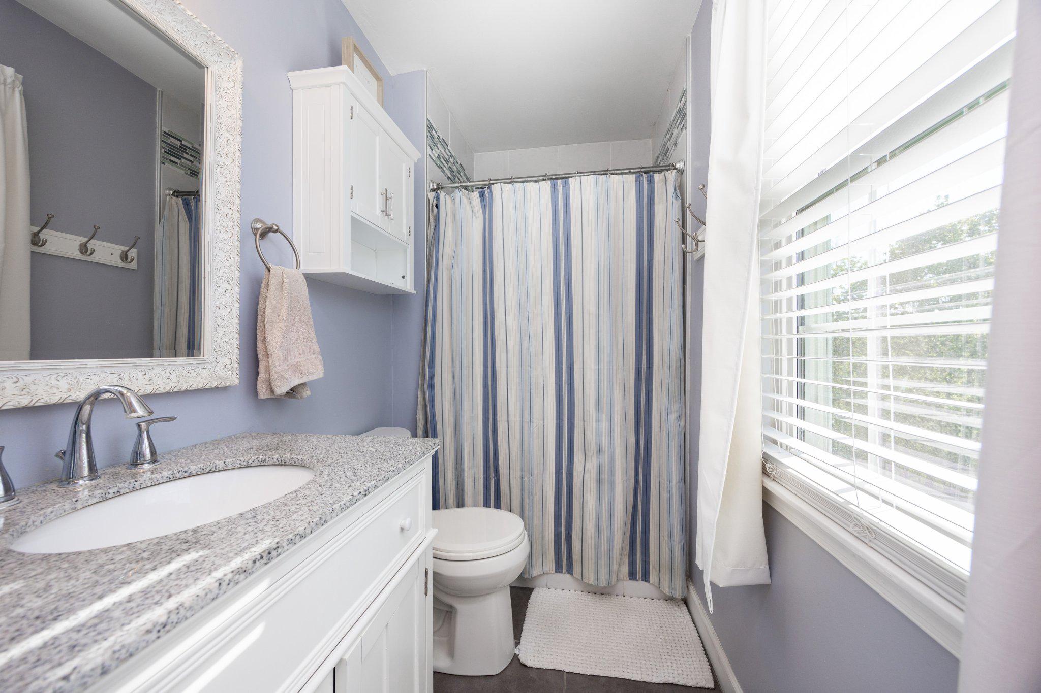 MAPLE HILL - Residential