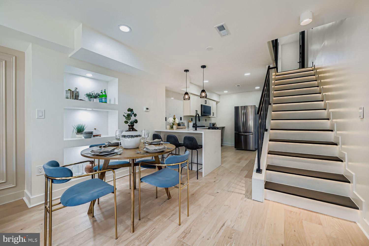 BROADWAY EAST - Residential