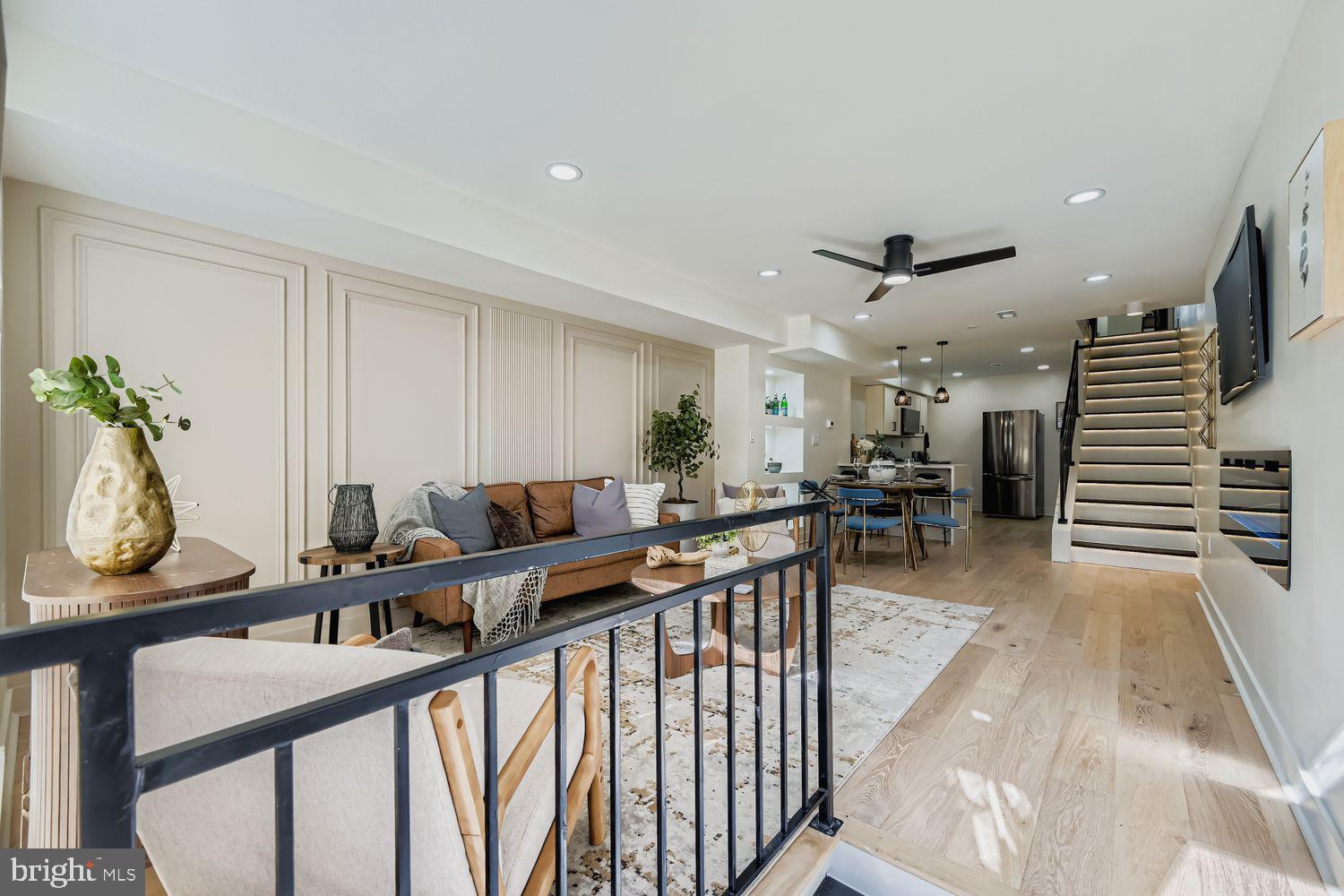 BROADWAY EAST - Residential