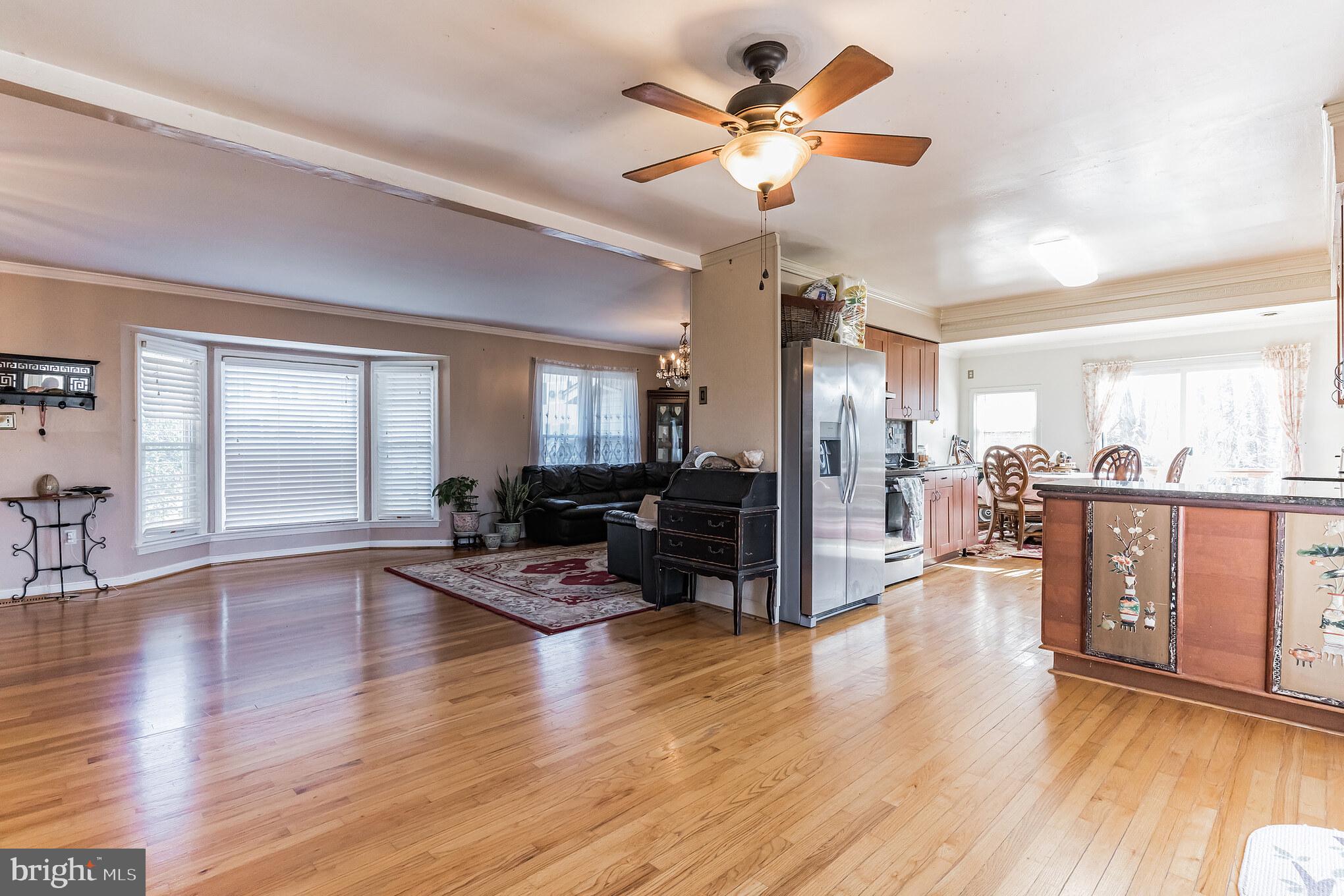 LAKE RIDGE - Residential