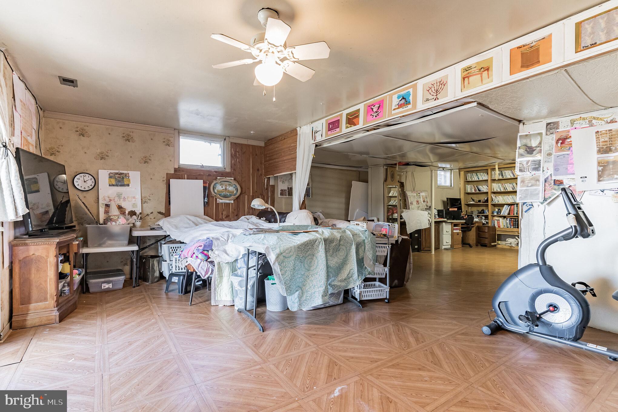 LAKE RIDGE - Residential