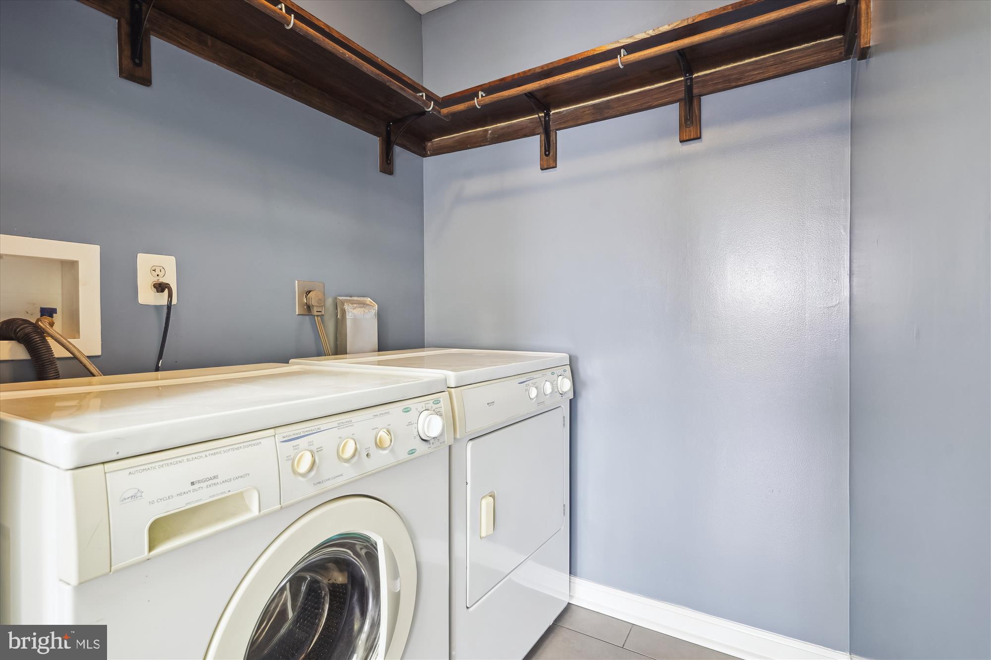 OLD TOWN - Residential Lease