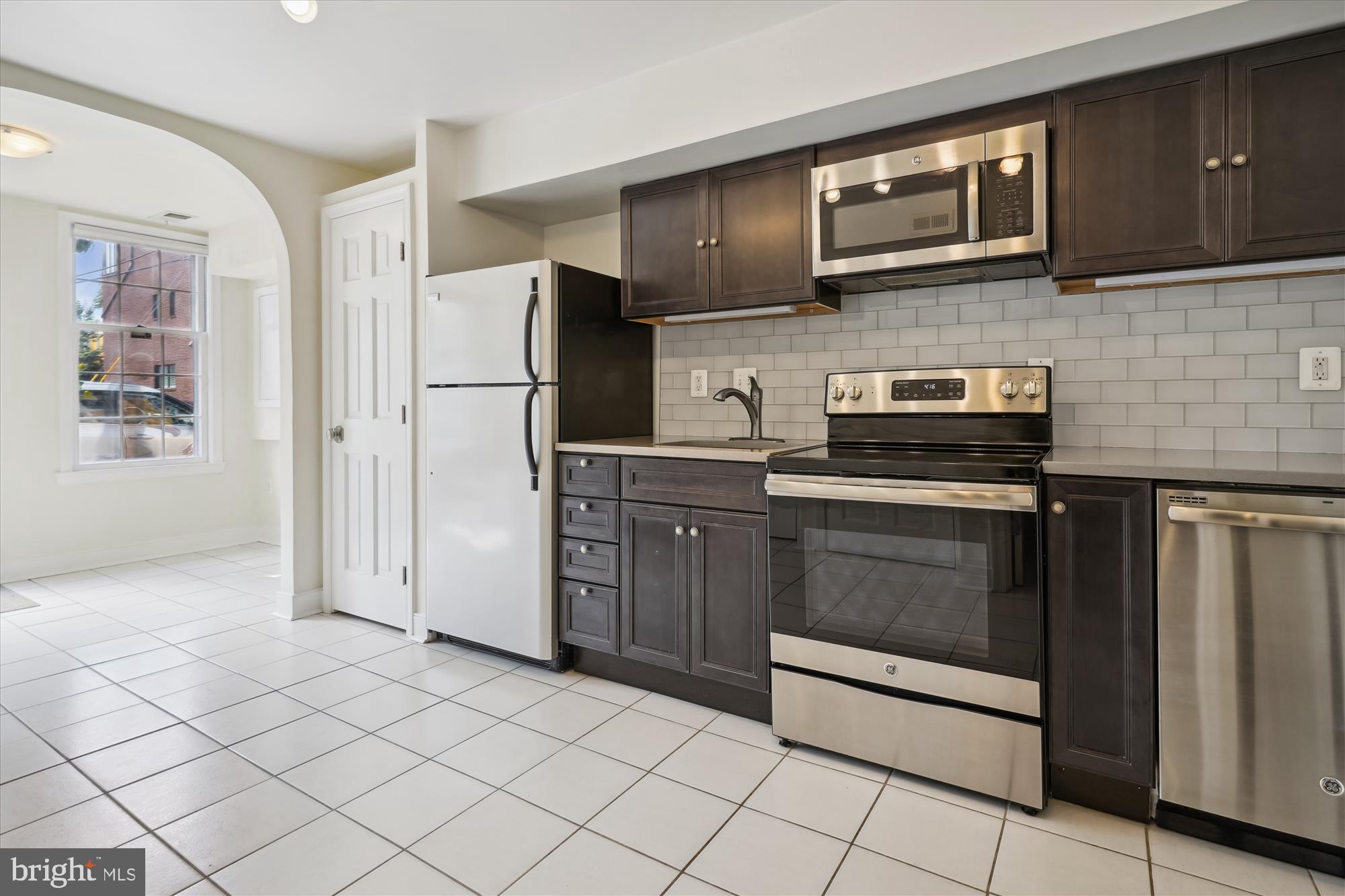 OLD TOWN - Residential Lease