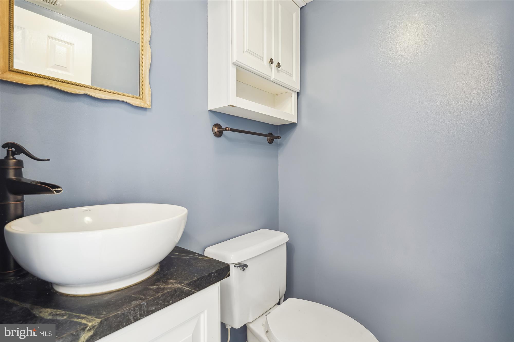 OLD TOWN - Residential Lease