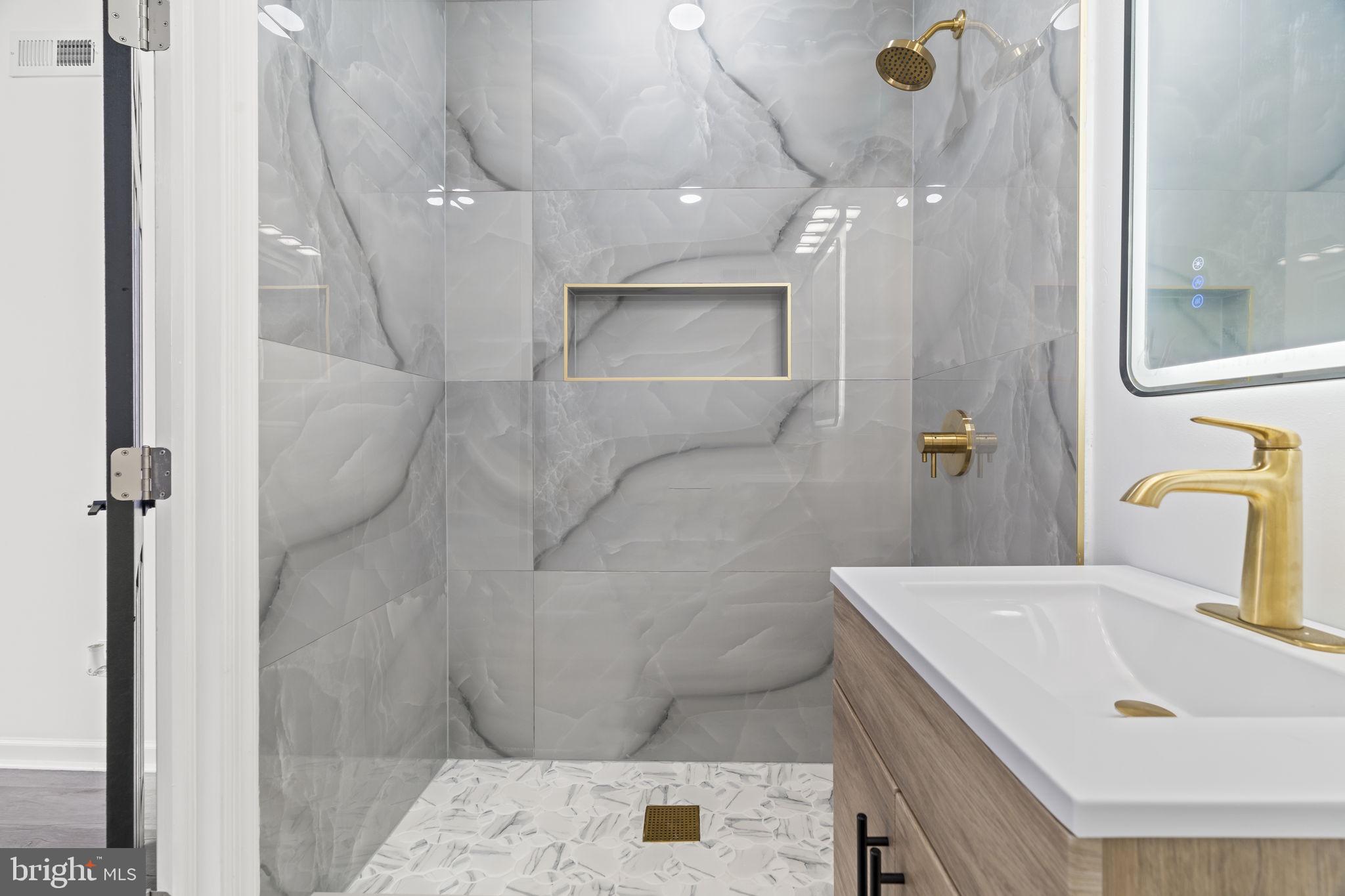 KINGSESSING - Residential