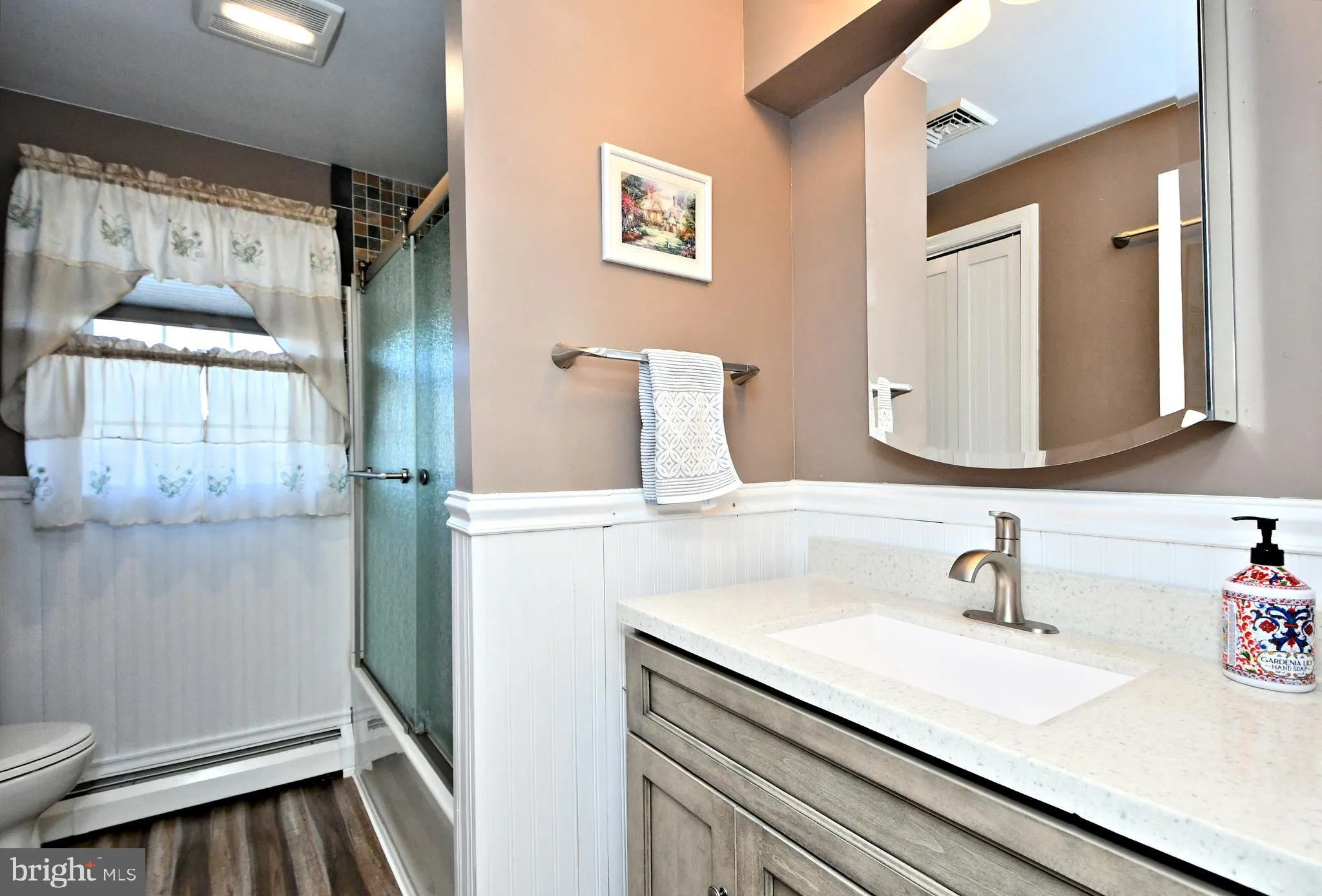 Pennsburg, Pennsylvania 18073, United States, 4 Bedrooms Bedrooms, ,2 BathroomsBathrooms,Residential,Pending,19807